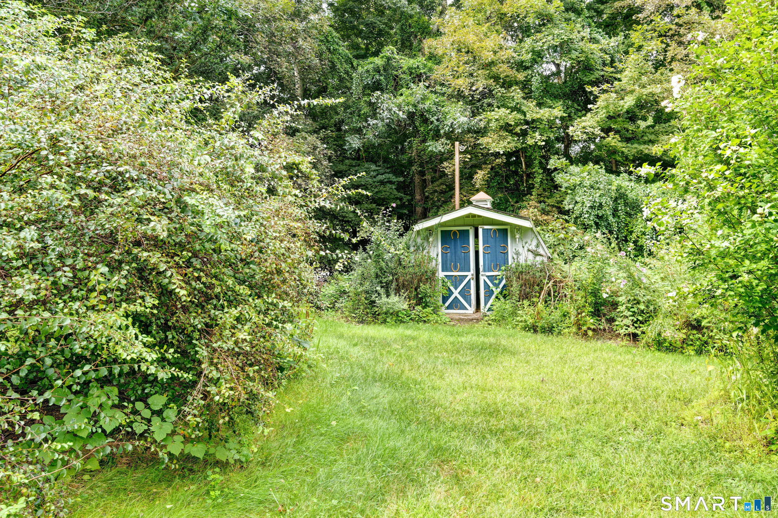 17 Blaine Avenue Property Photo 28