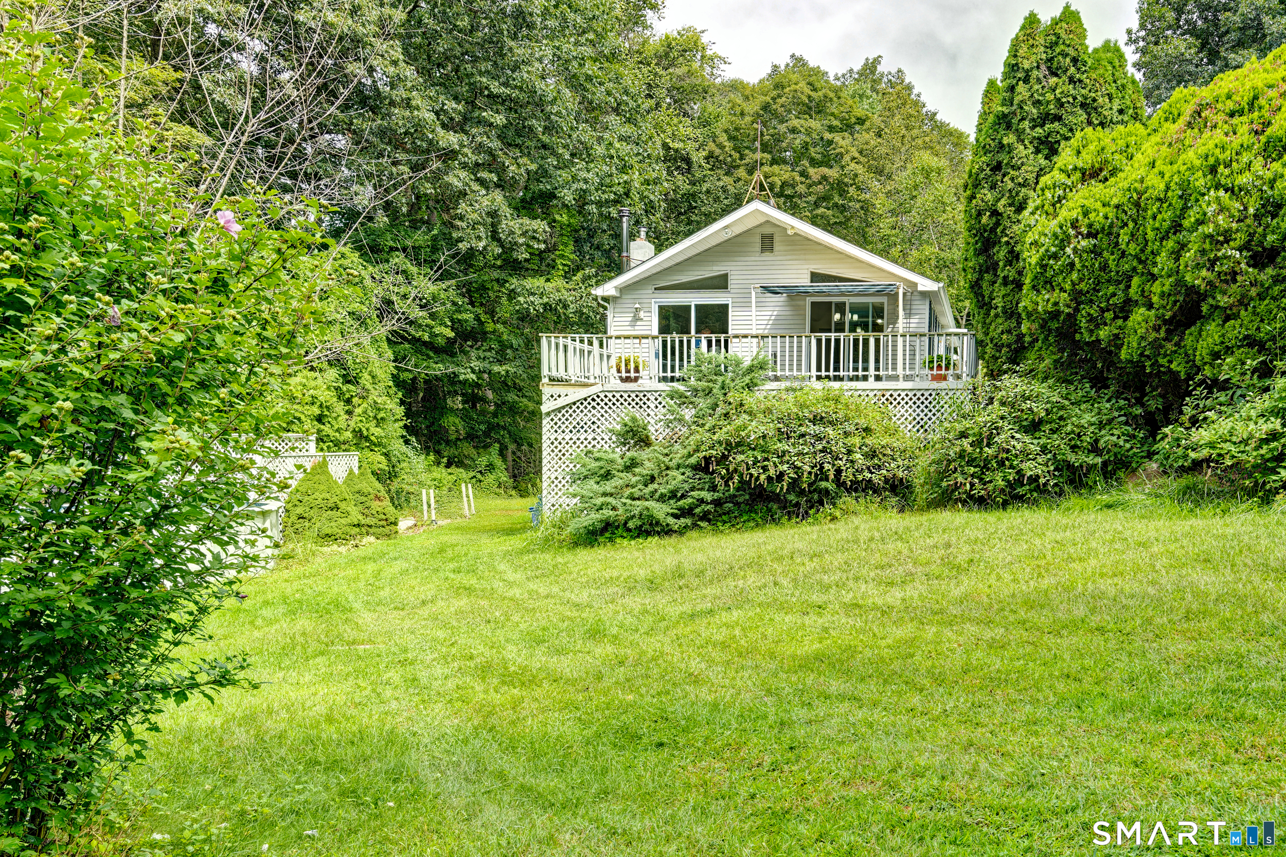 17 Blaine Avenue Property Photo 29
