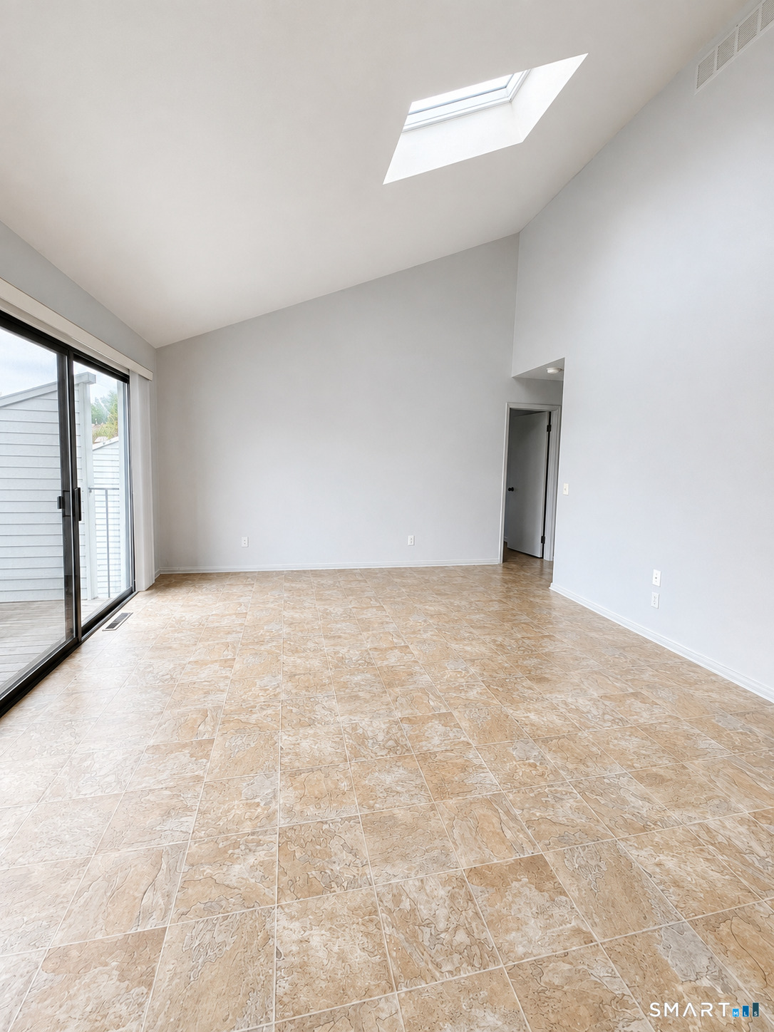 131 Florence 2b Road Property Photo 10