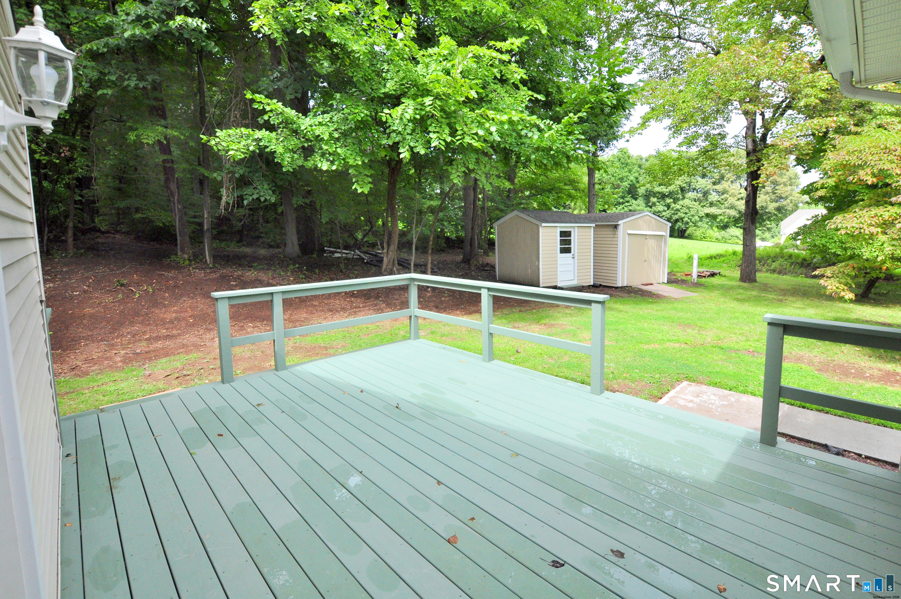 84 Holcomb Street Property Photo 7