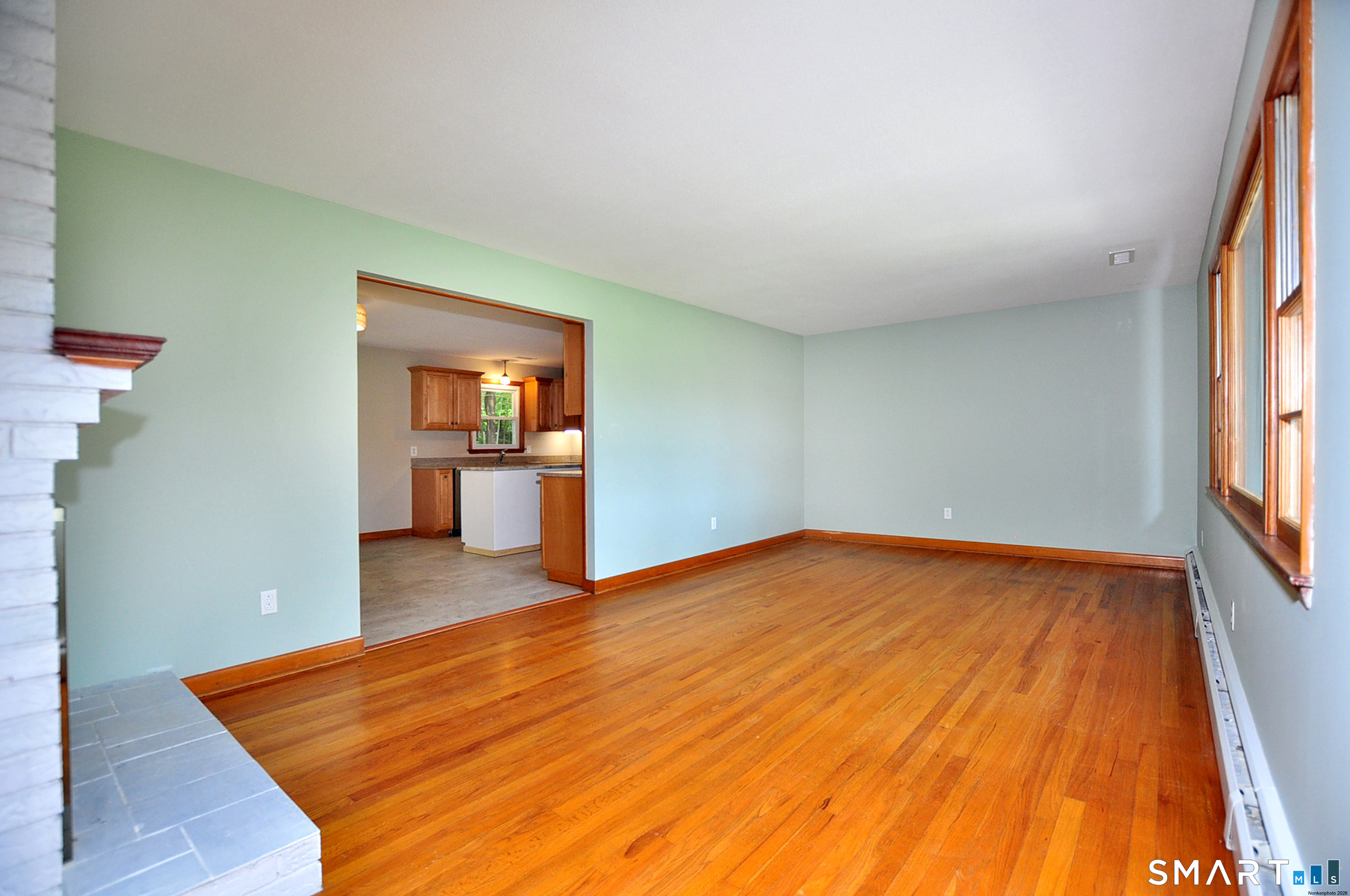 84 Holcomb Street Property Photo 12