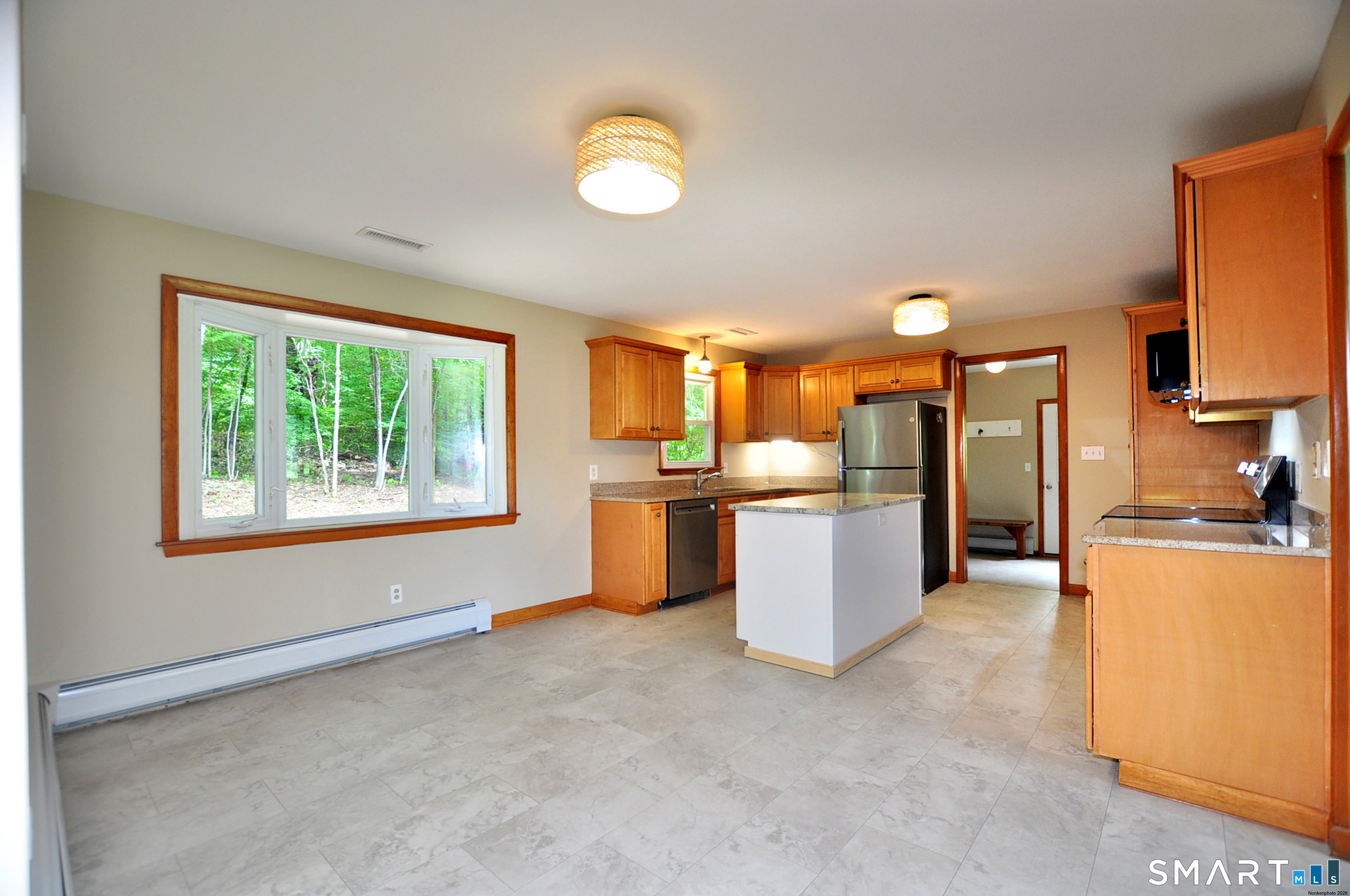 84 Holcomb Street Property Photo 17