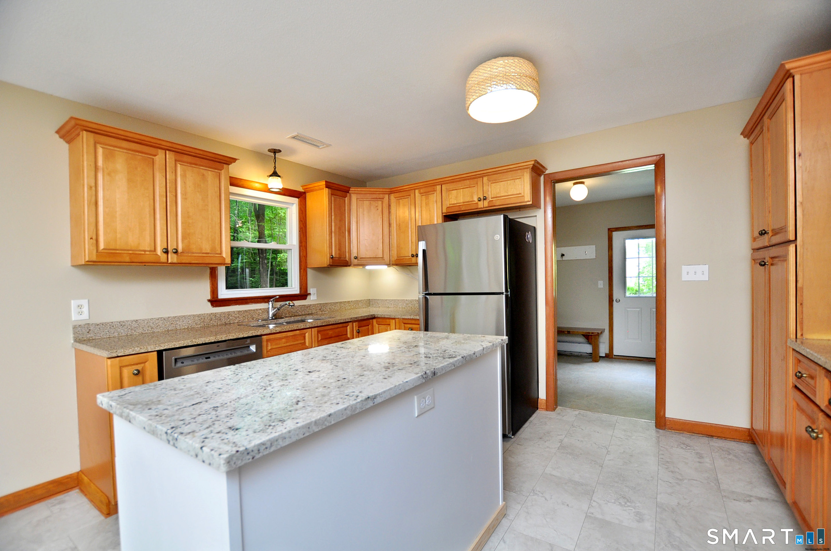 84 Holcomb Street Property Photo 19