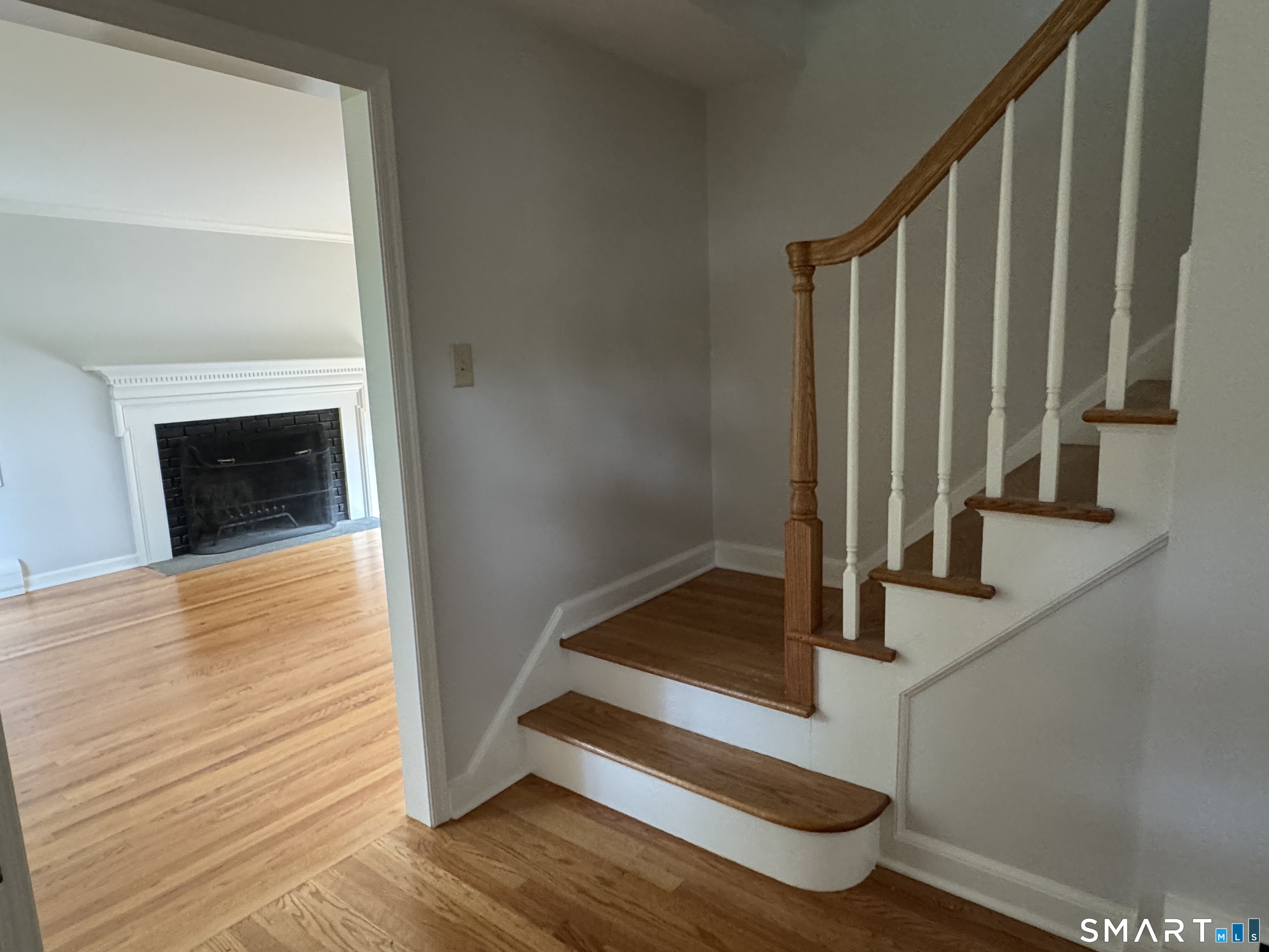 4672 Congress Street Property Photo 5