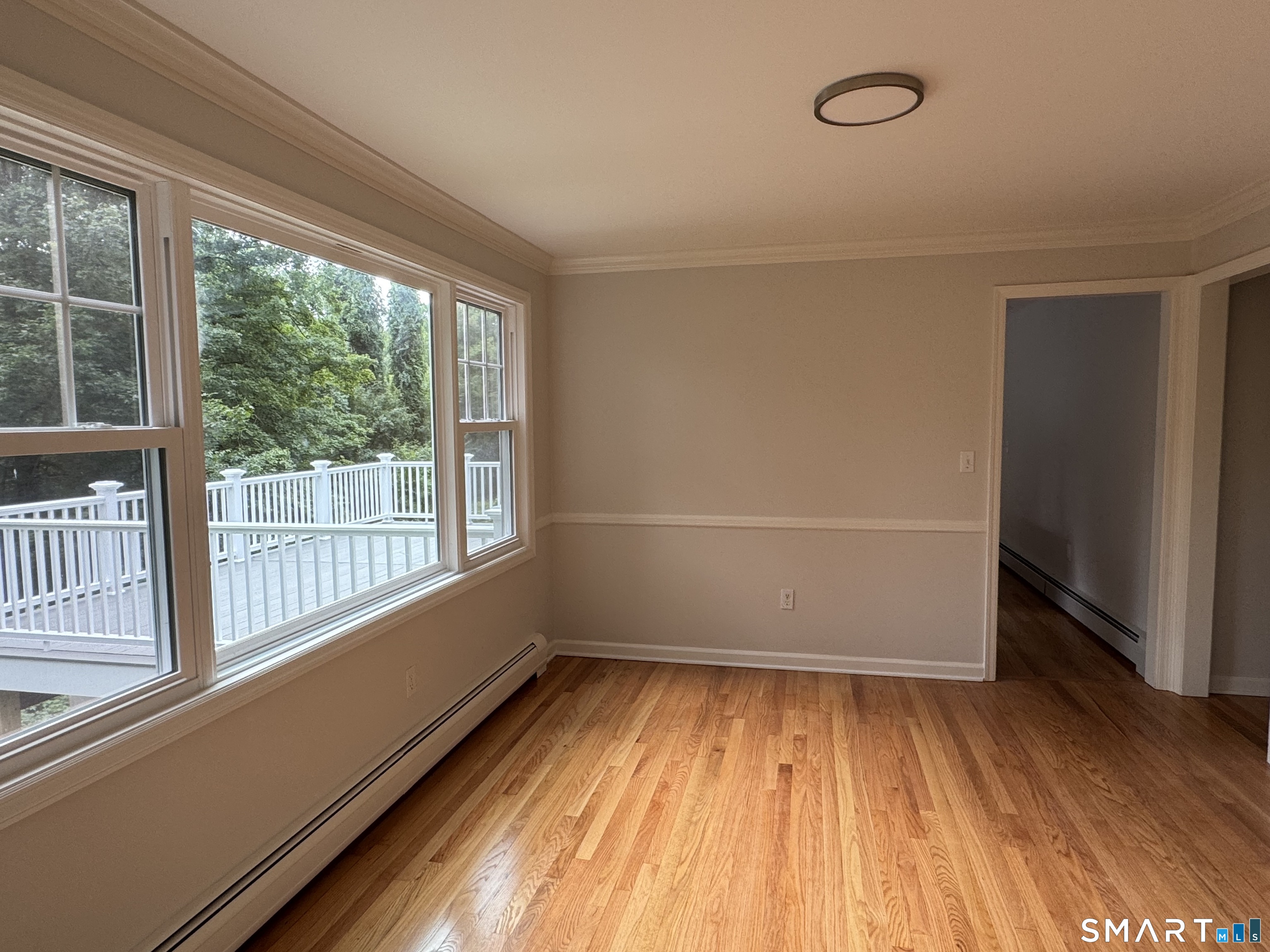 4672 Congress Street Property Photo 11