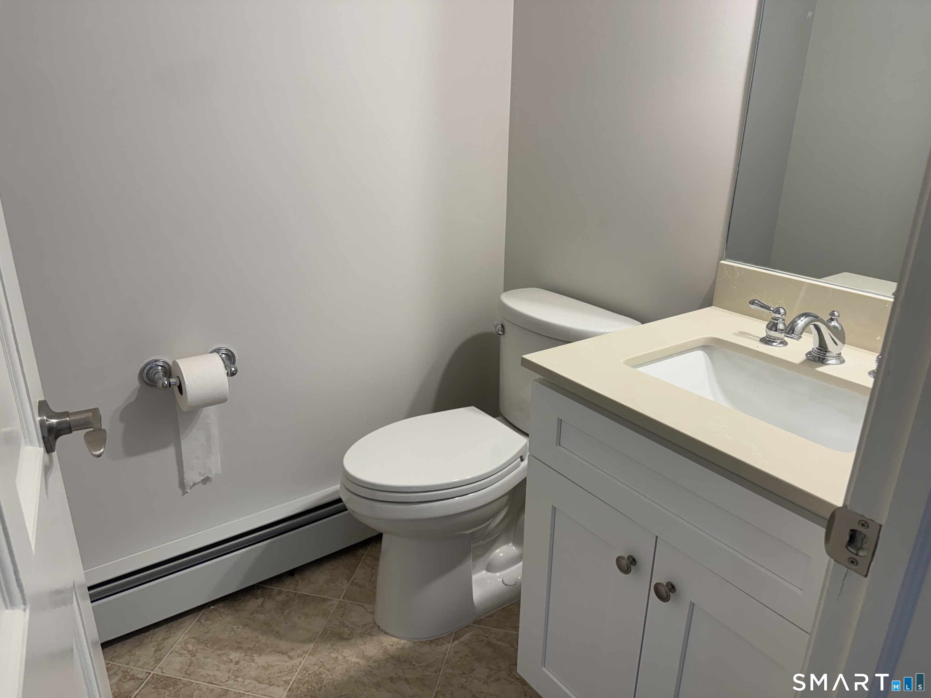 4672 Congress Street Property Photo 13