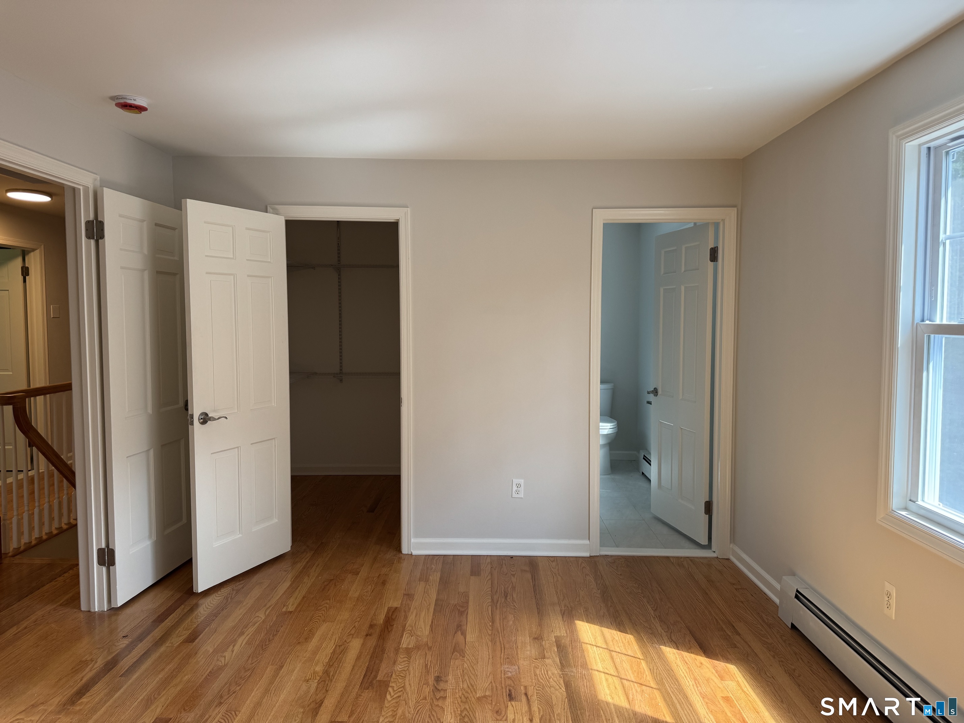 4672 Congress Street Property Photo 16