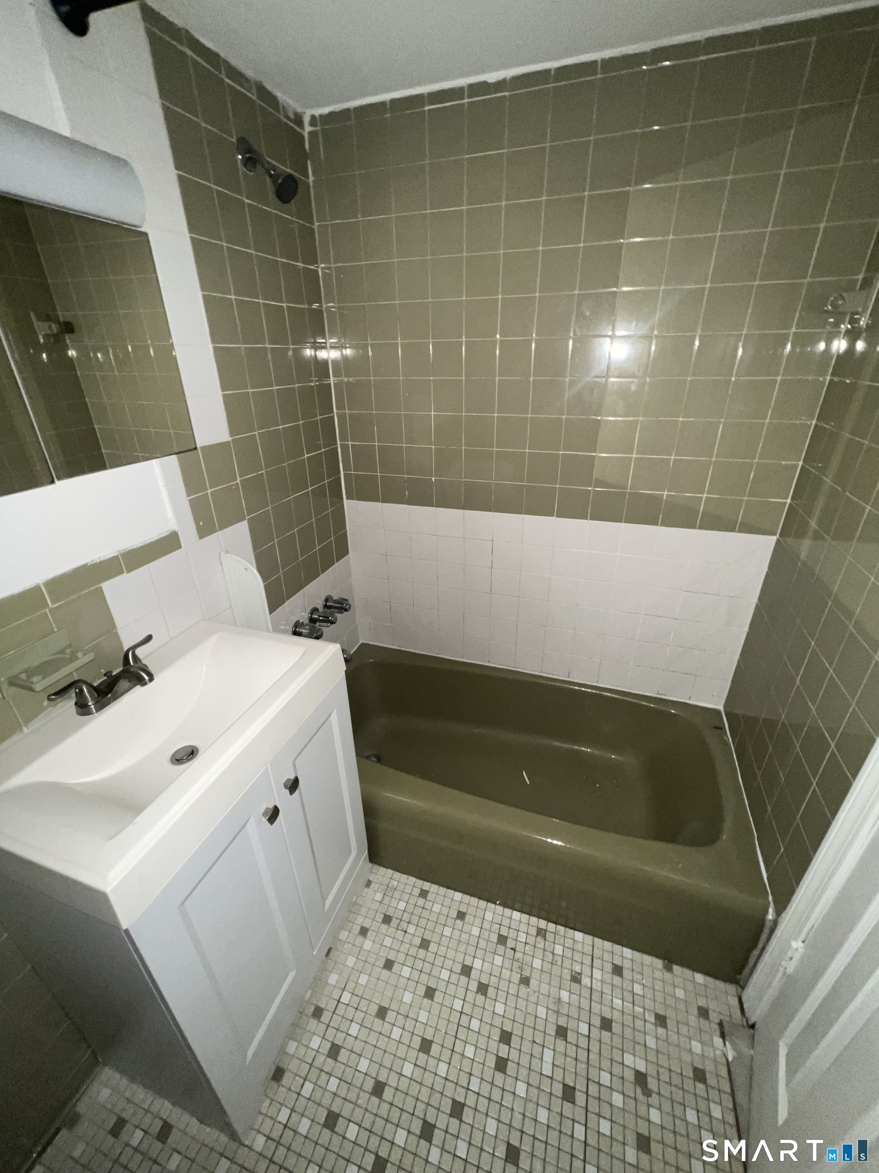3880 Main 37 Street Property Photo 6