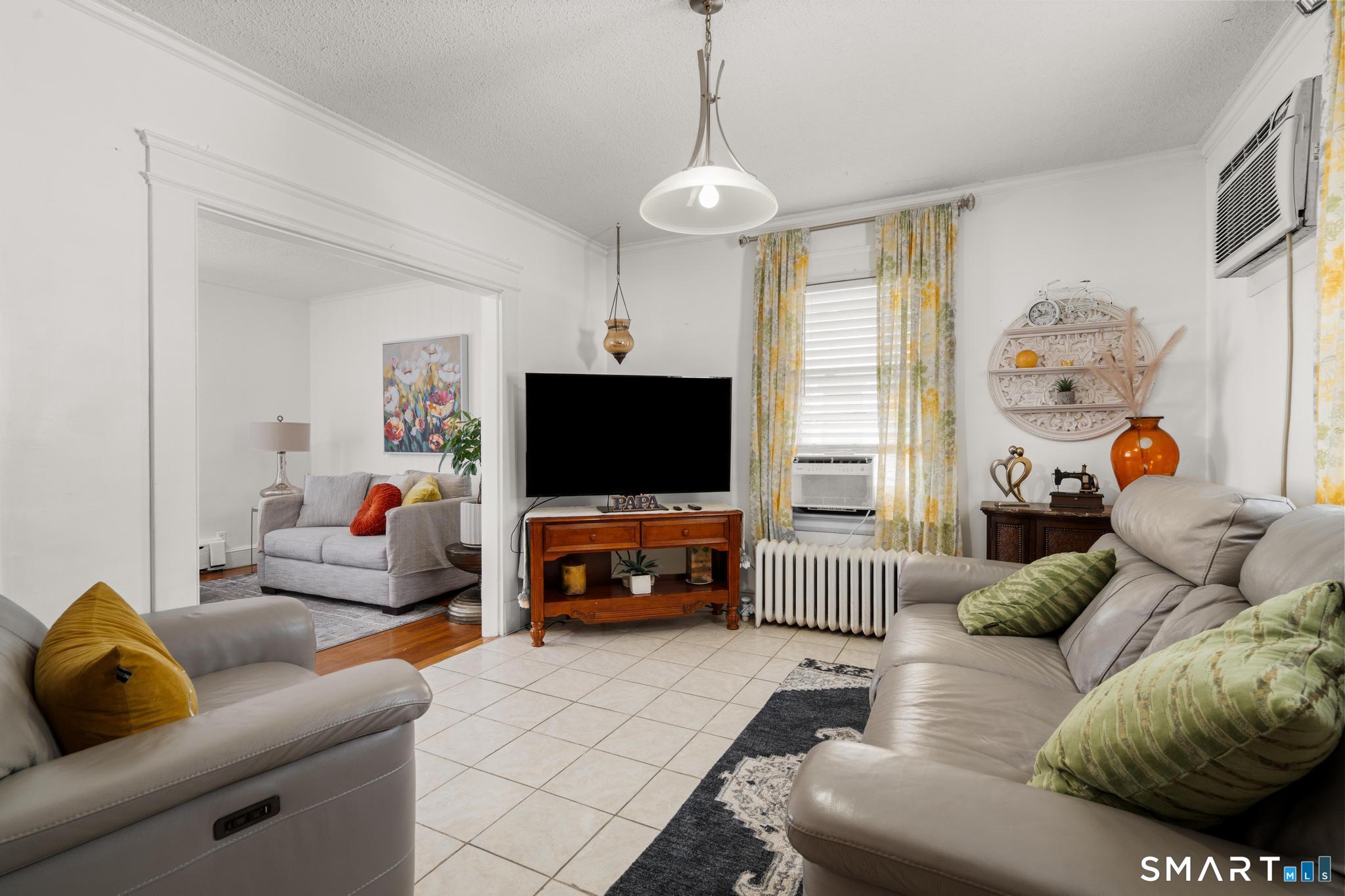 30 Edwin Avenue Property Photo 8