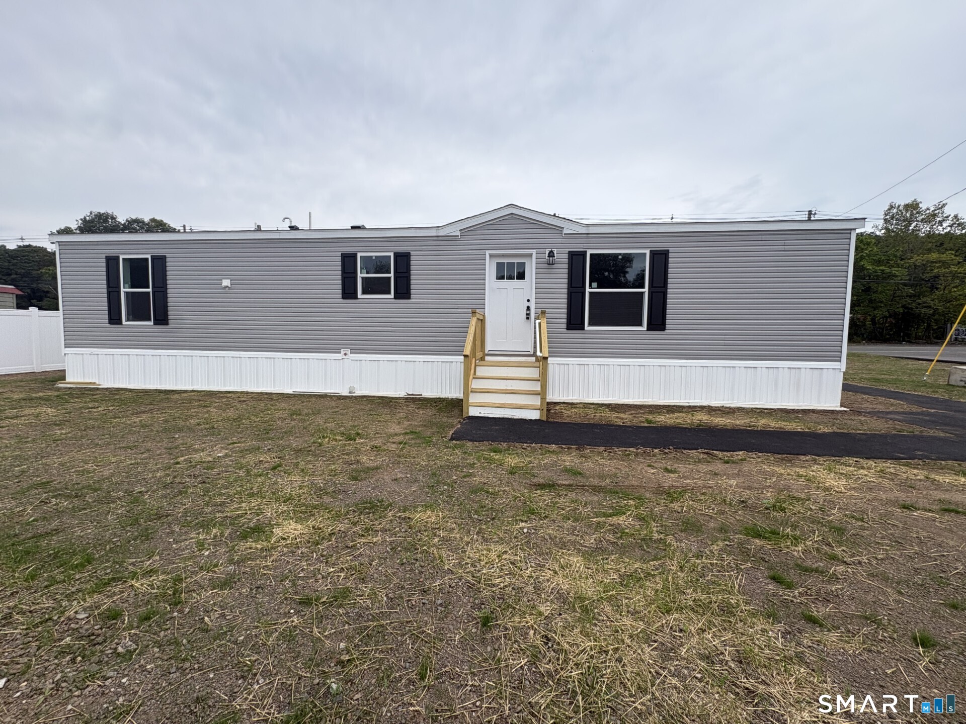 1251-15 Old Colony Road Property Photo 1
