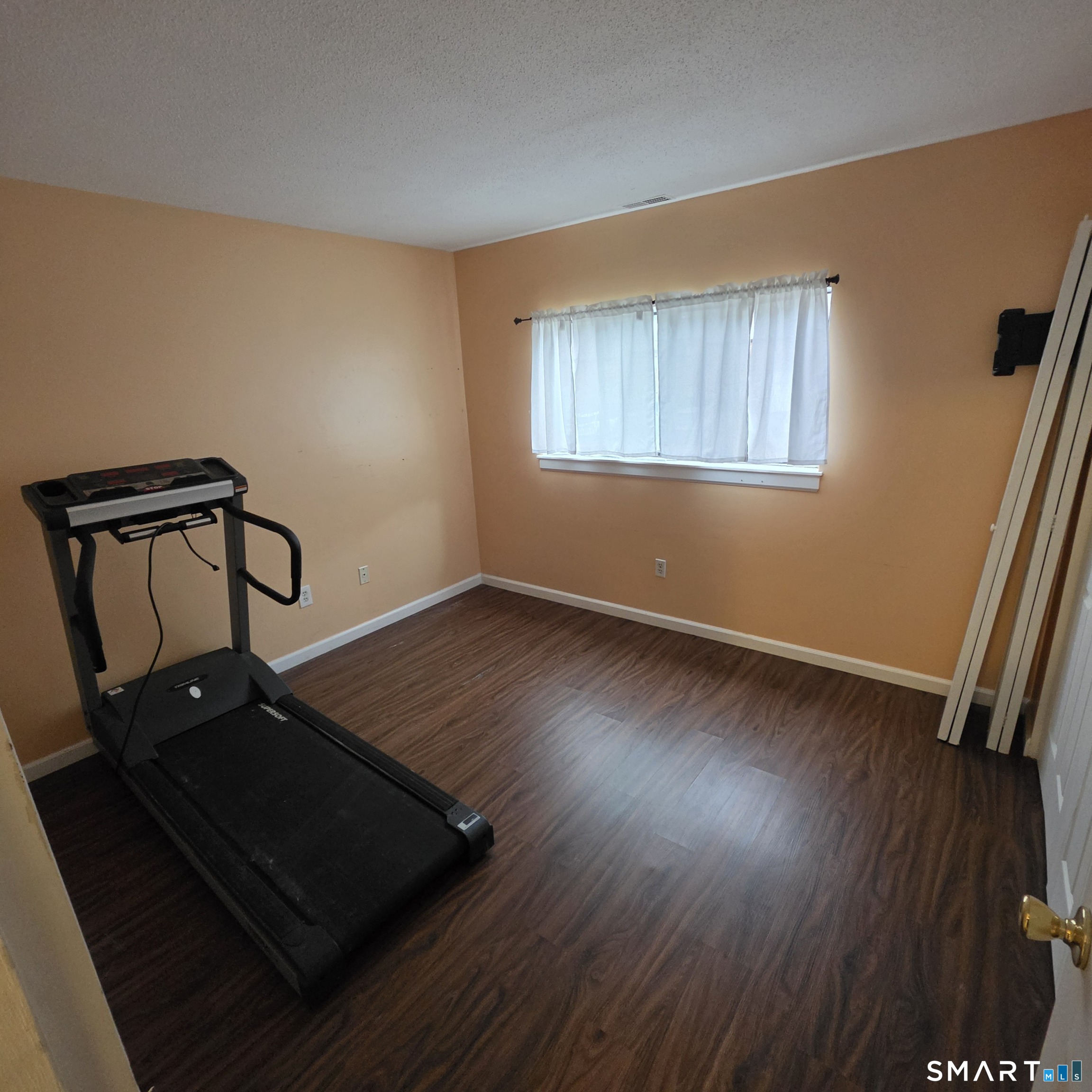 11 Darling H Street Property Photo 6
