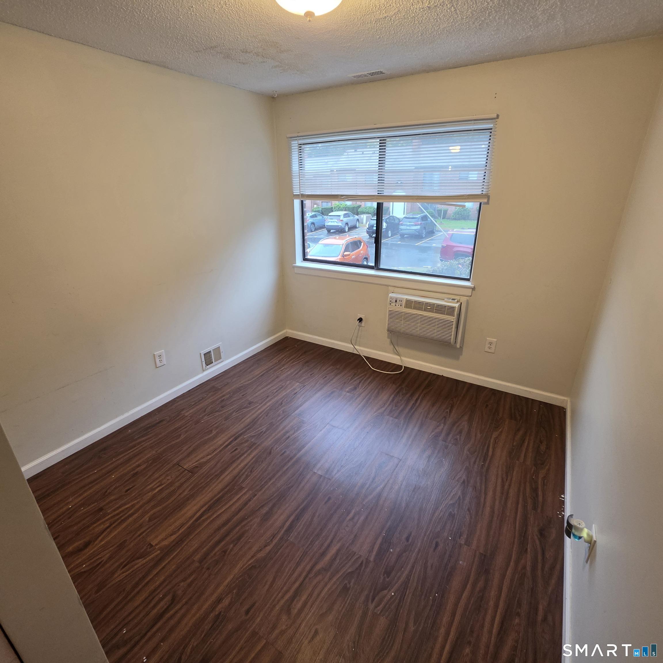 11 Darling H Street Property Photo 25