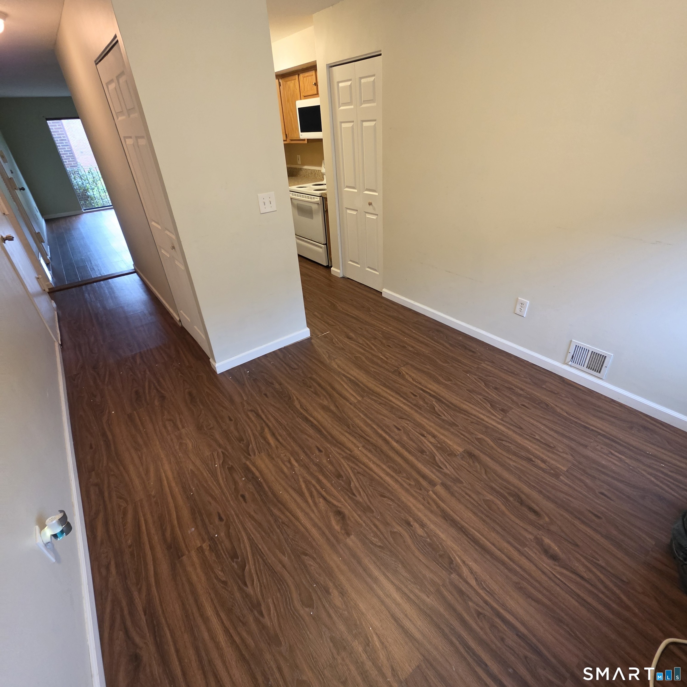 11 Darling H Street Property Photo 26