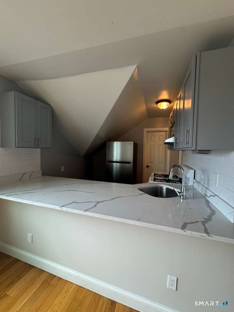 161 Edgewood Avenue Property Photo 2