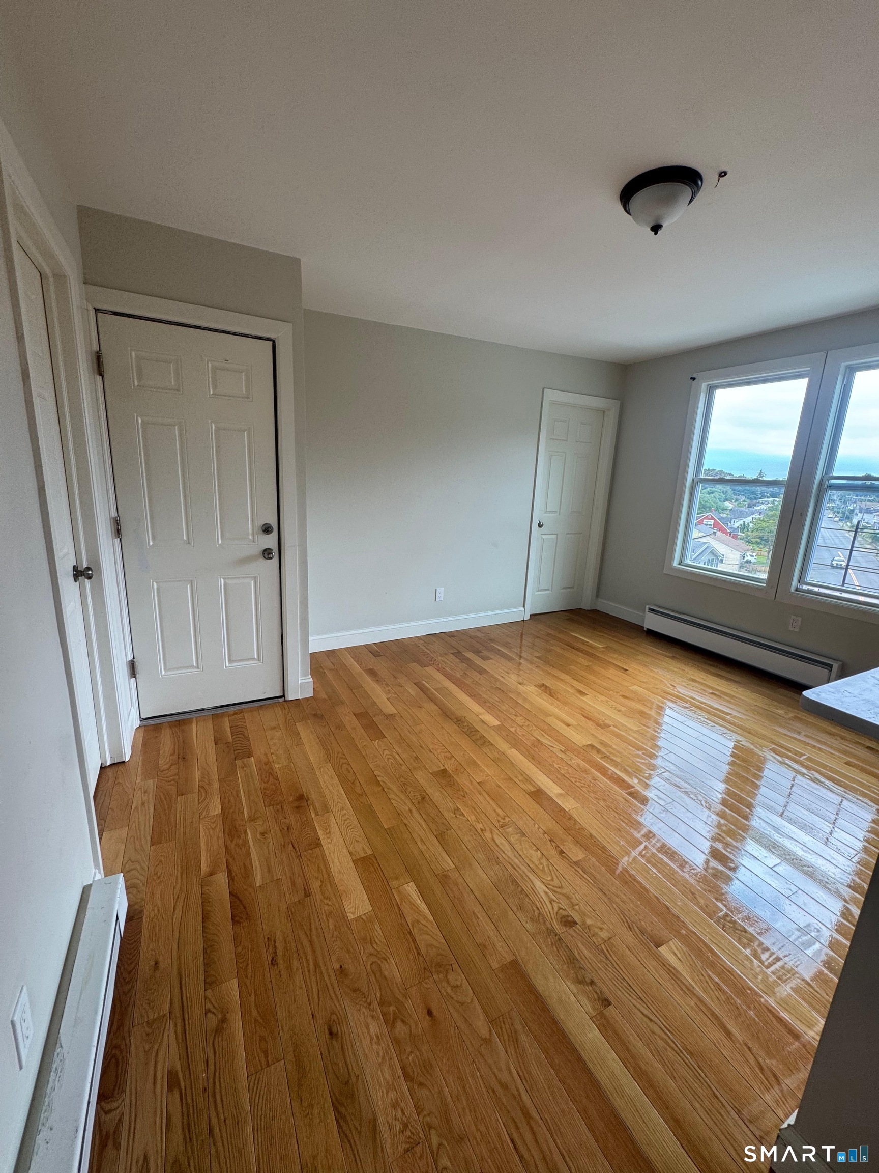 161 Edgewood Avenue Property Photo 8