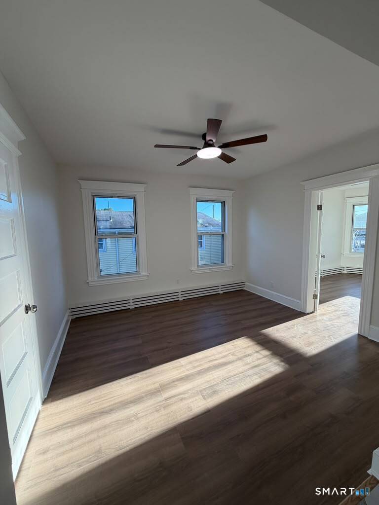 264 Clover 2nd Fl. Street Property Photo 15