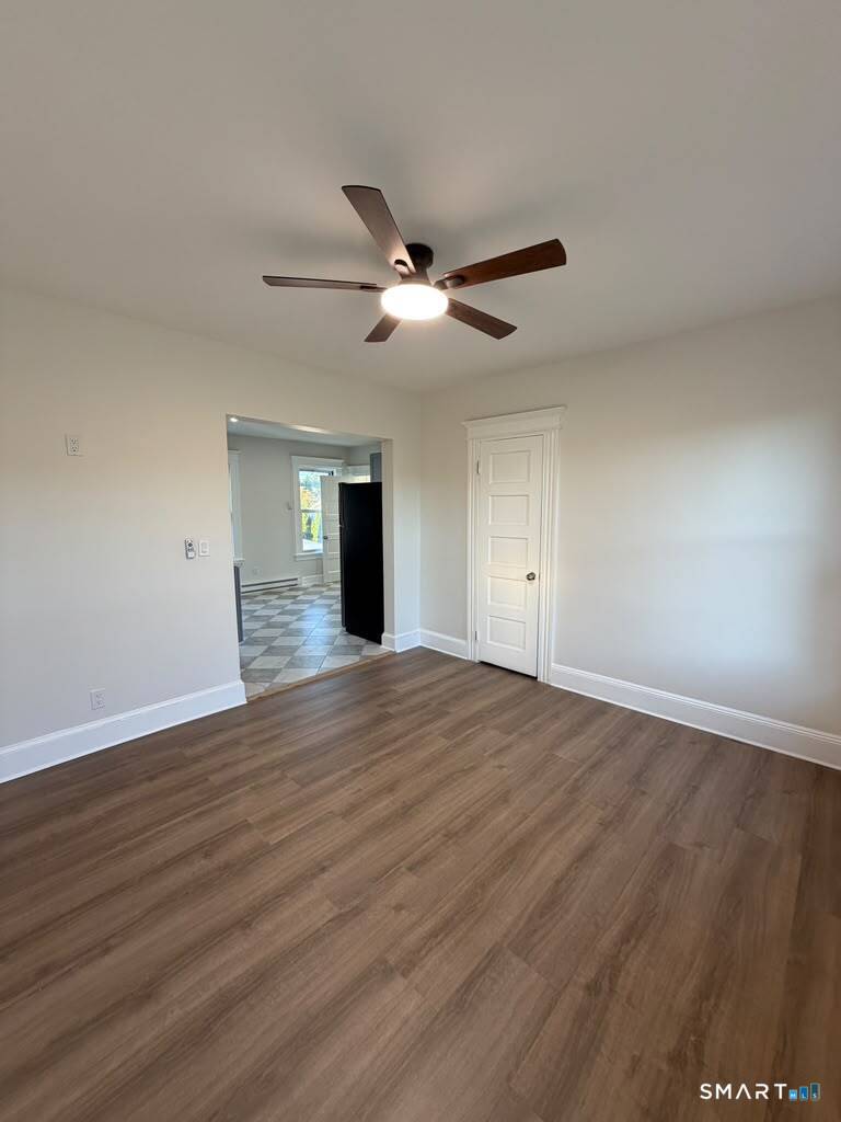 264 Clover 2nd Fl. Street Property Photo 17