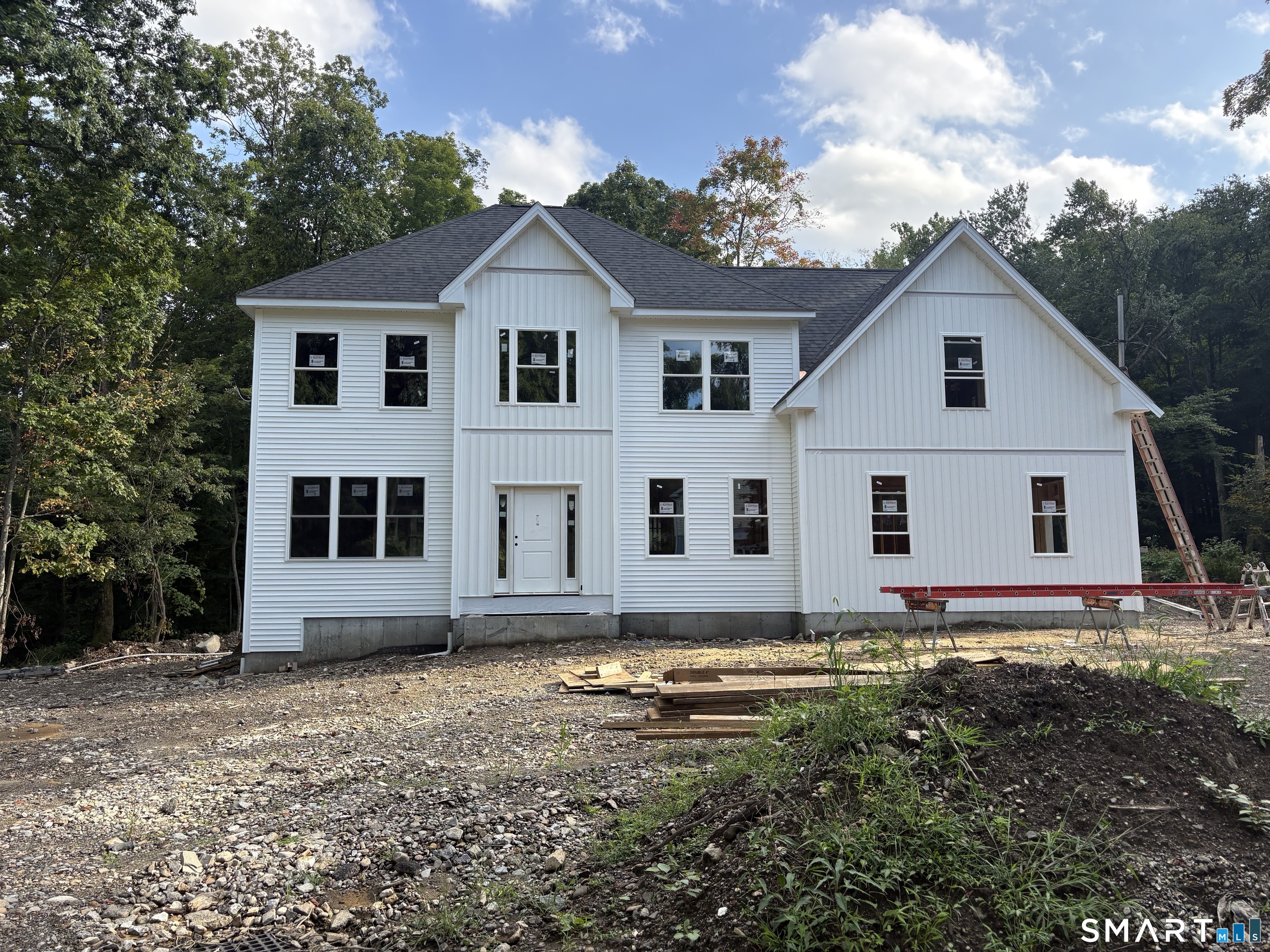 435 Berkshire Road Property Photo 2