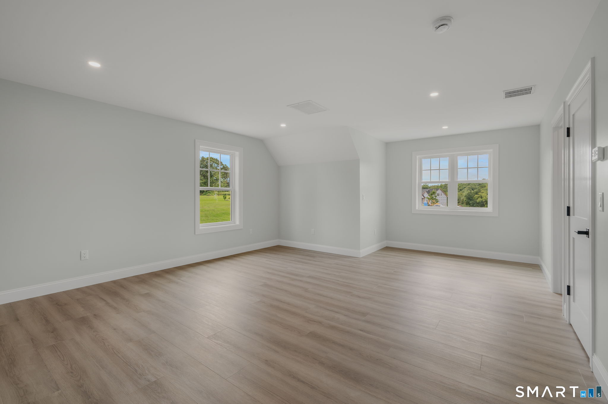 2 Farm Meadow Road Property Photo 30