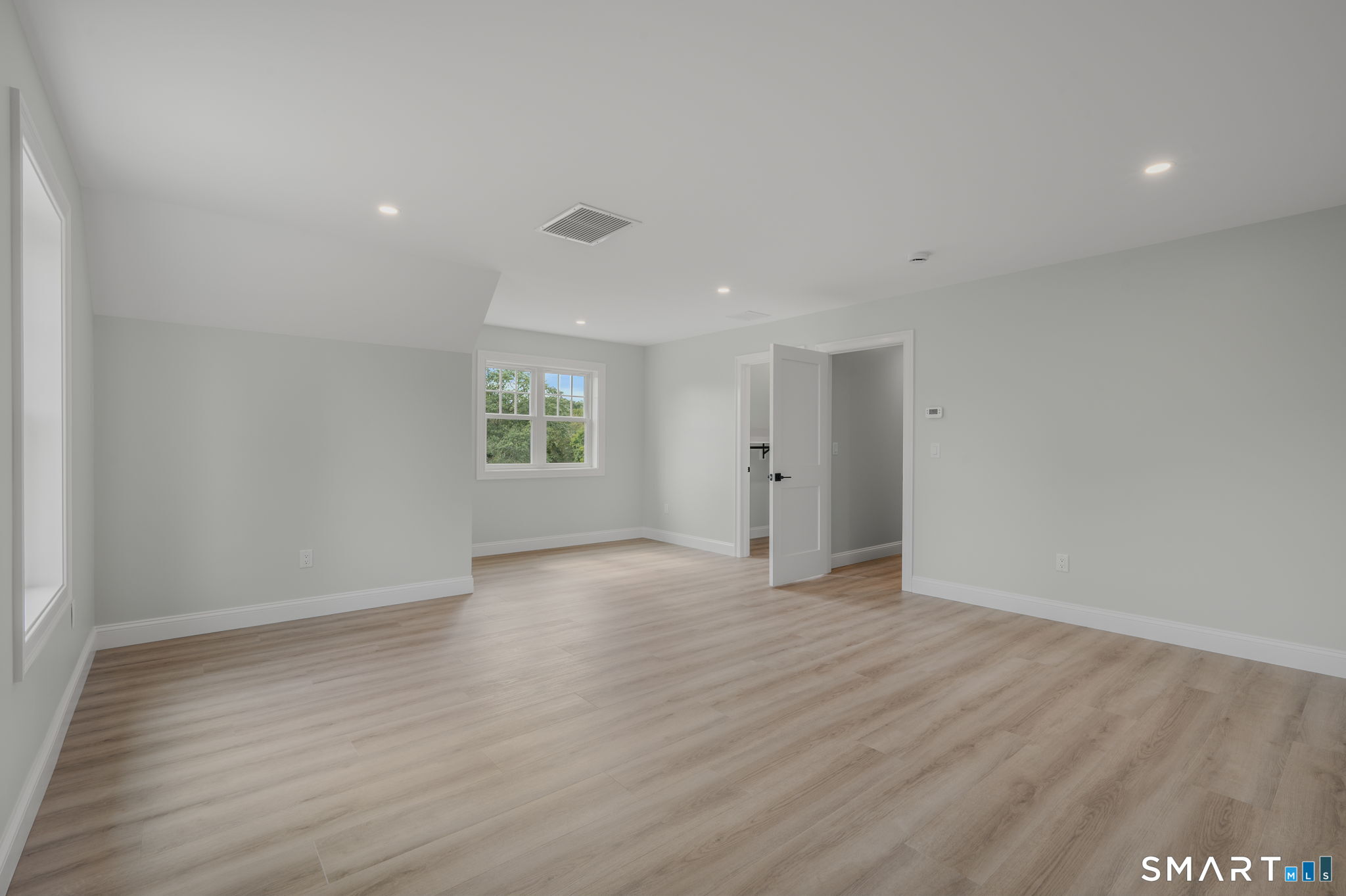 2 Farm Meadow Road Property Photo 31