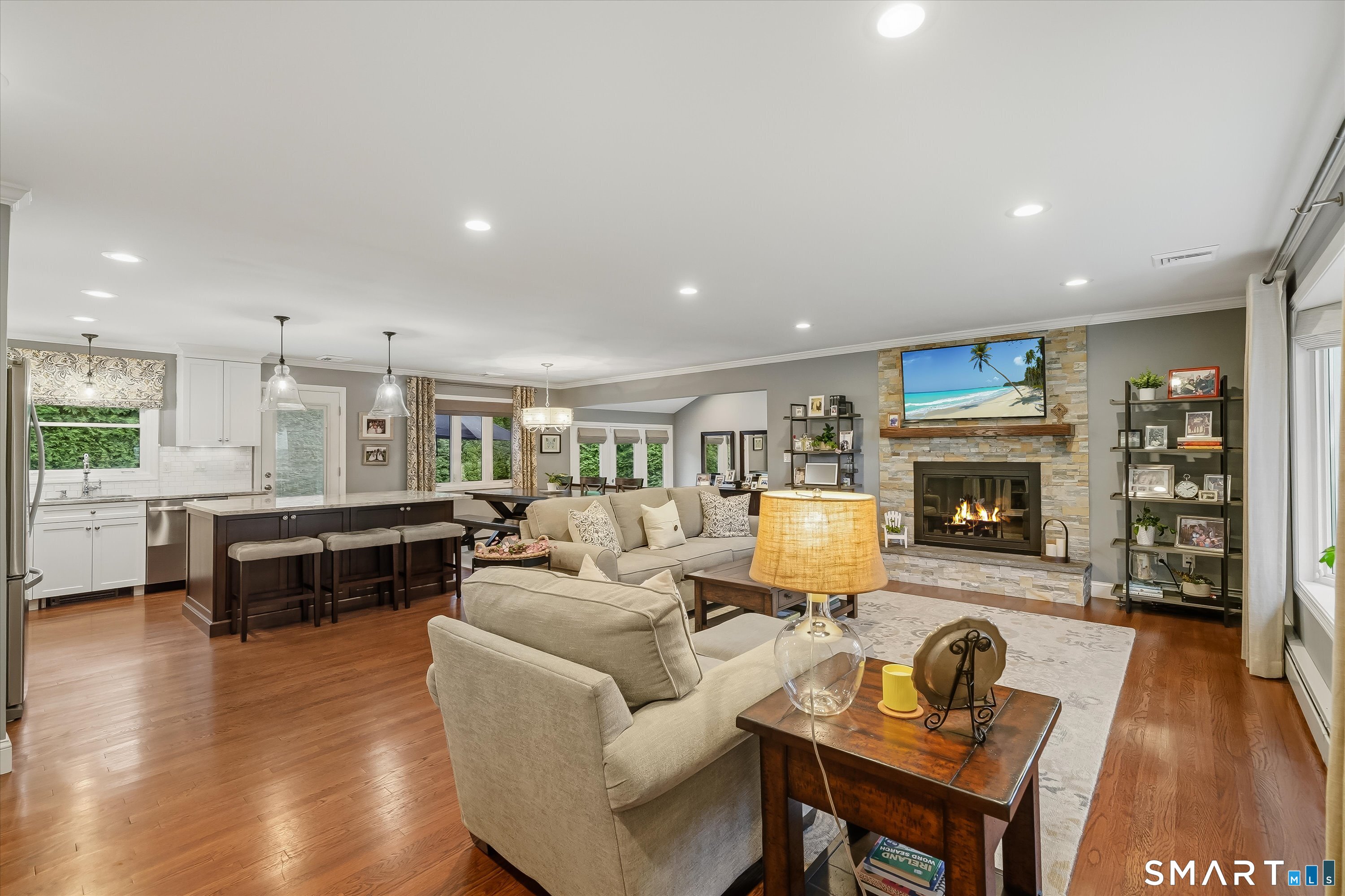 56 Sunrise Avenue Property Photo 3