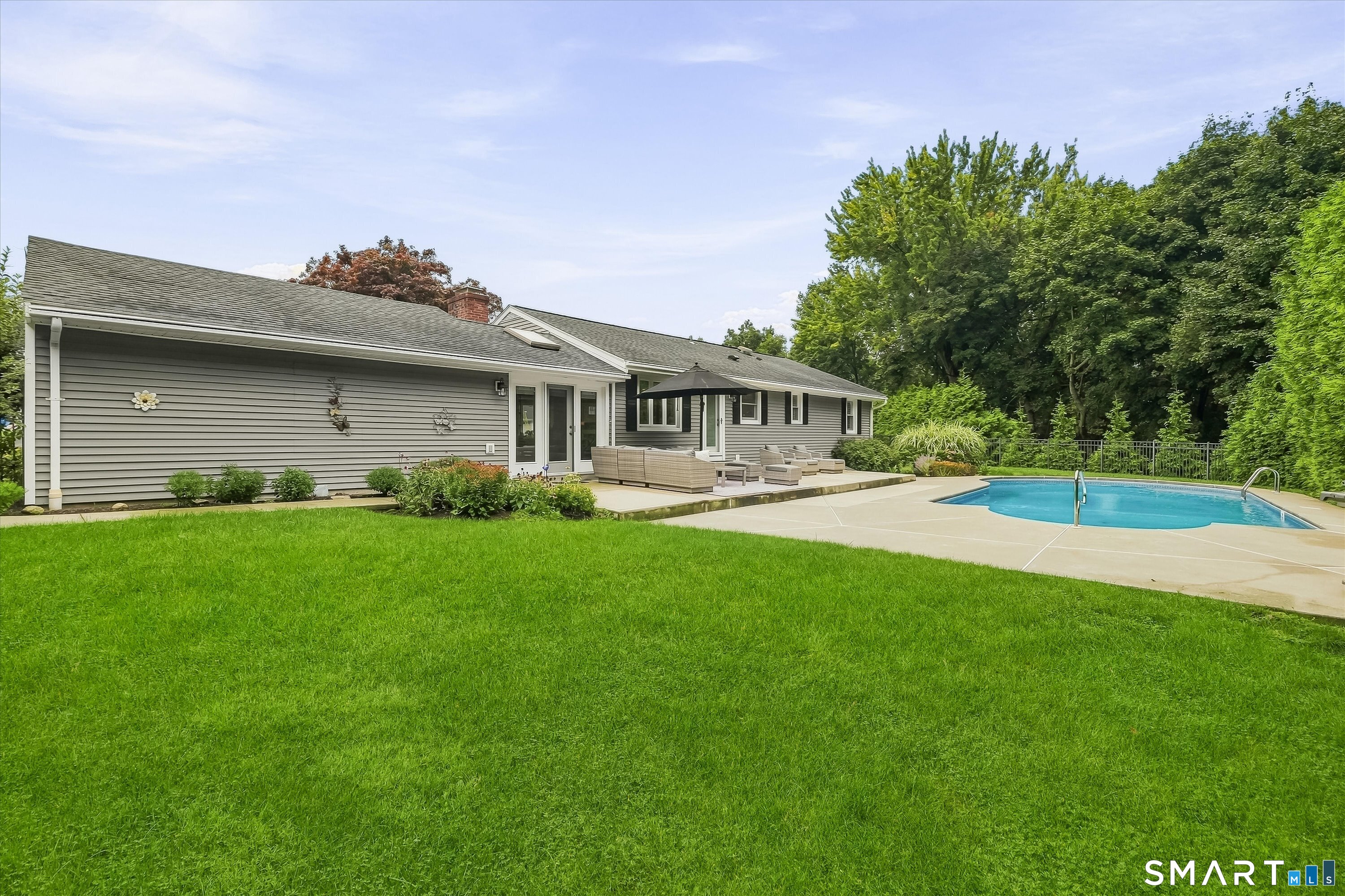 56 Sunrise Avenue Property Photo 24