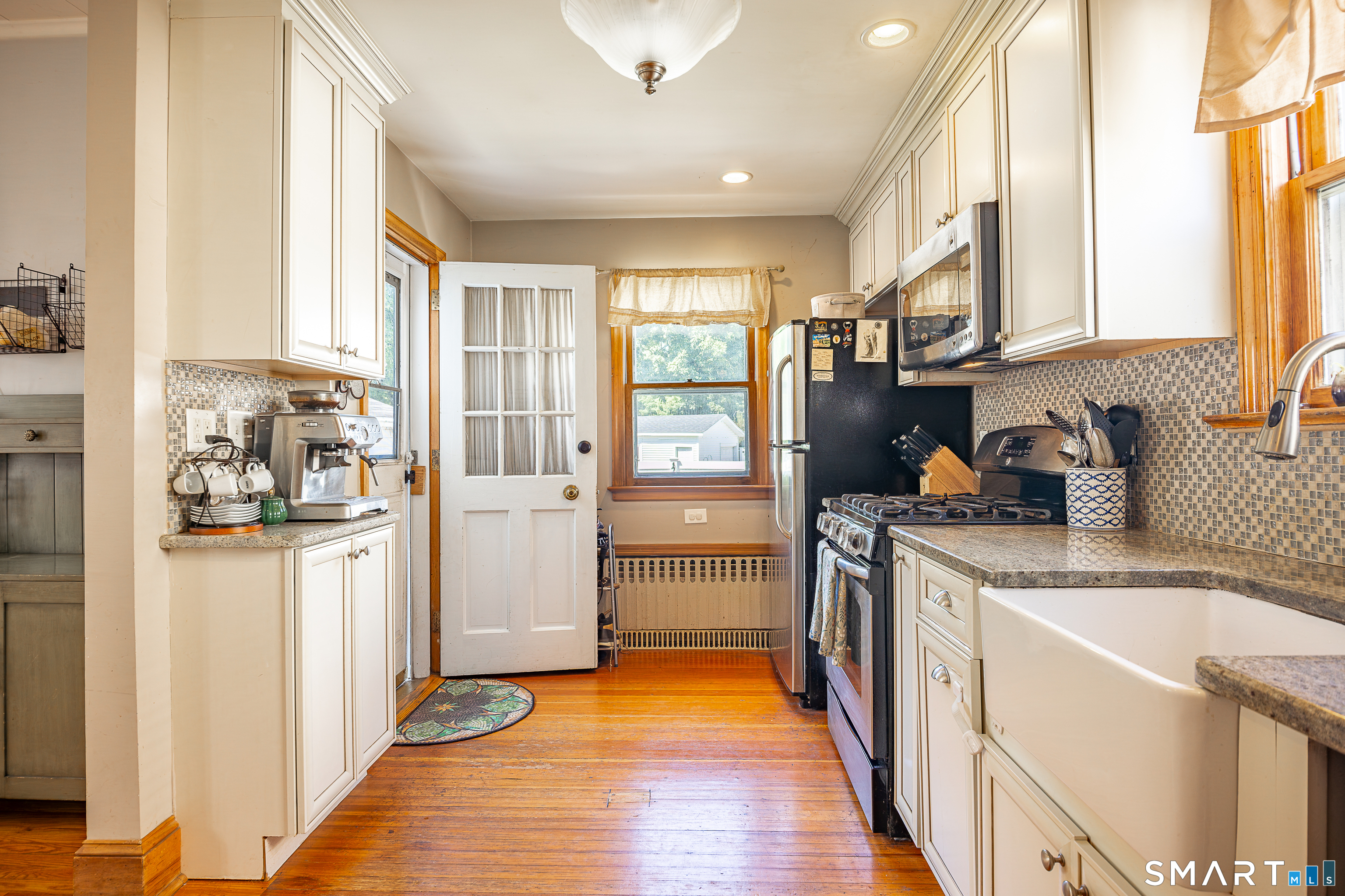146 Wood Avenue Property Photo 3