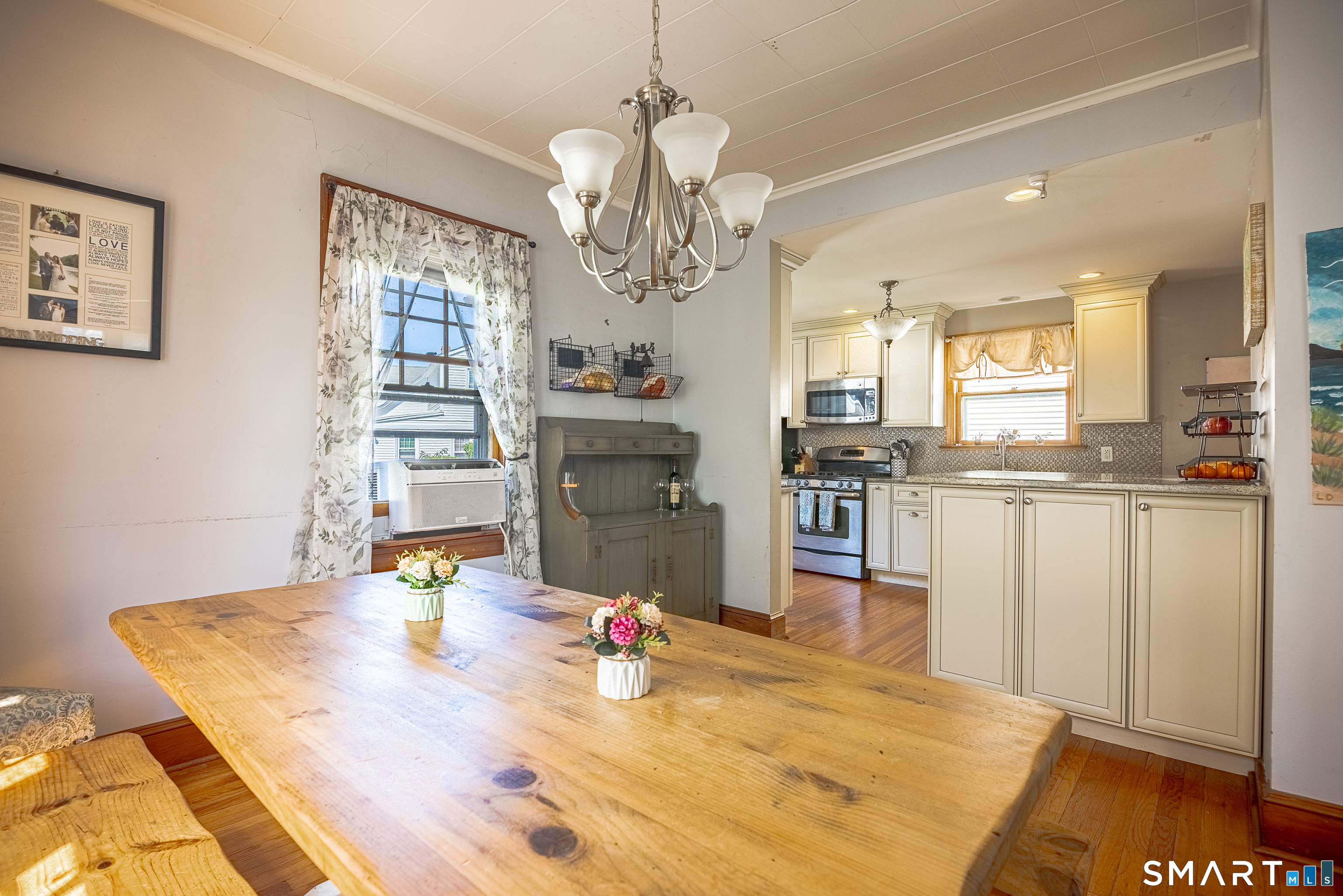 146 Wood Avenue Property Photo 9
