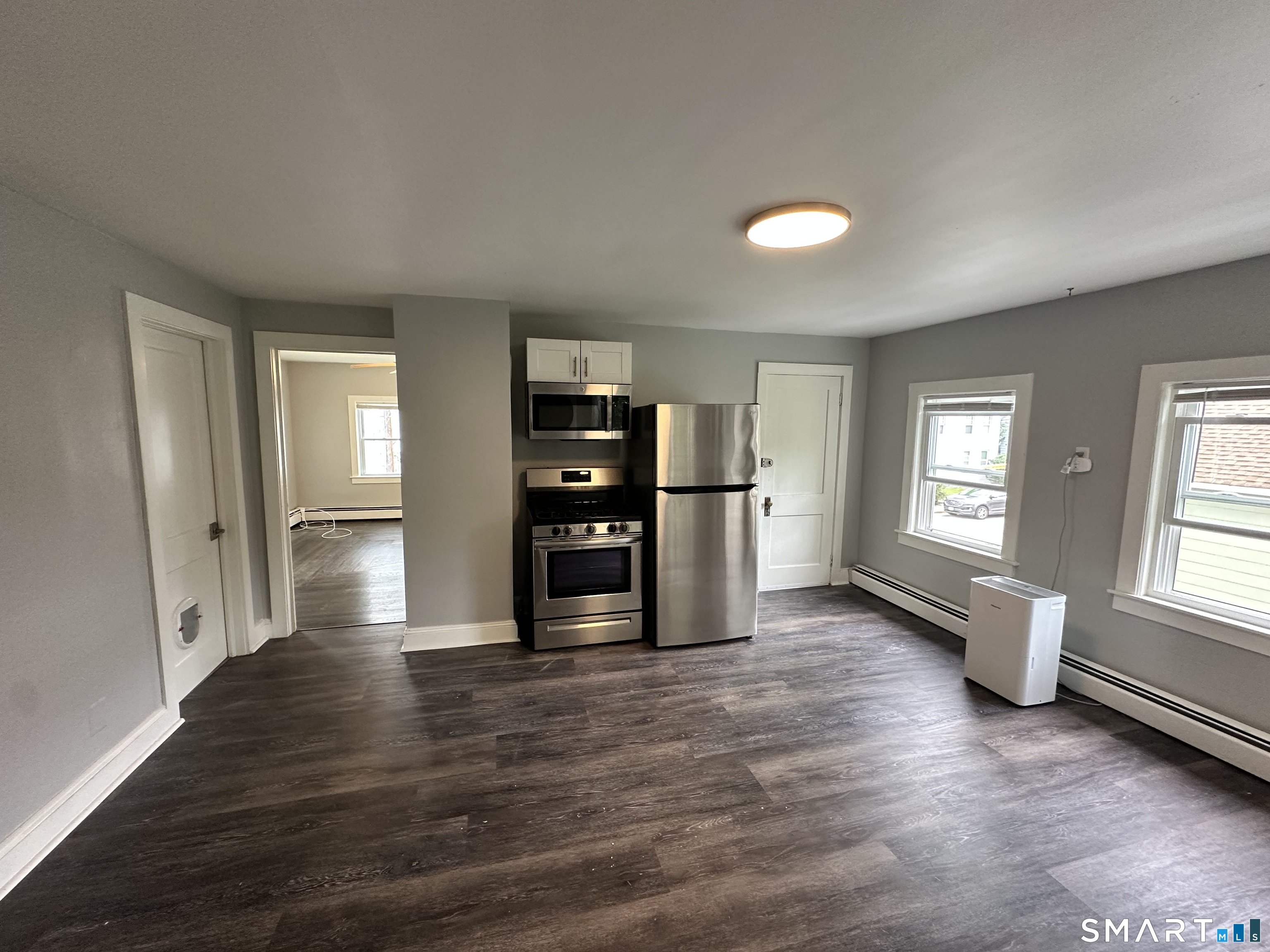 18 Noyes Ave (pawcatuck) 2 Property Photo 1