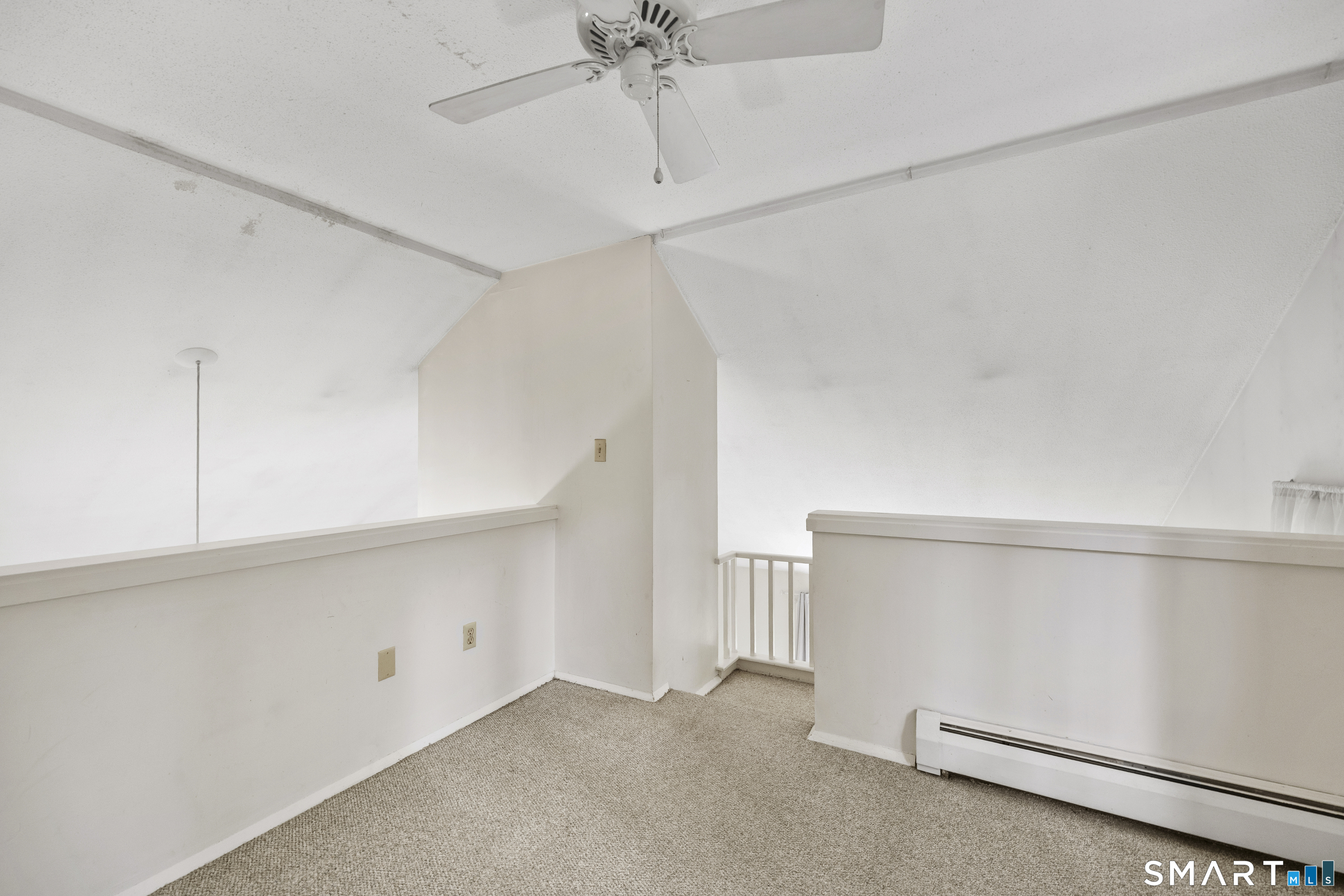 2 Earls F Court Property Photo 14
