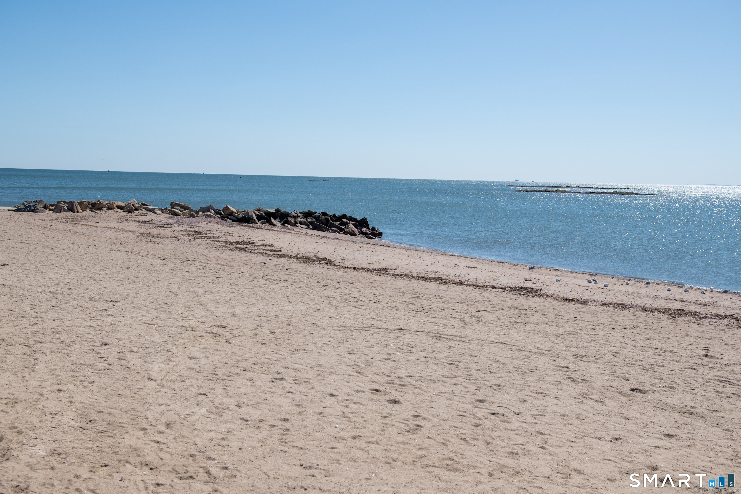 24204617 Property Photo 1
