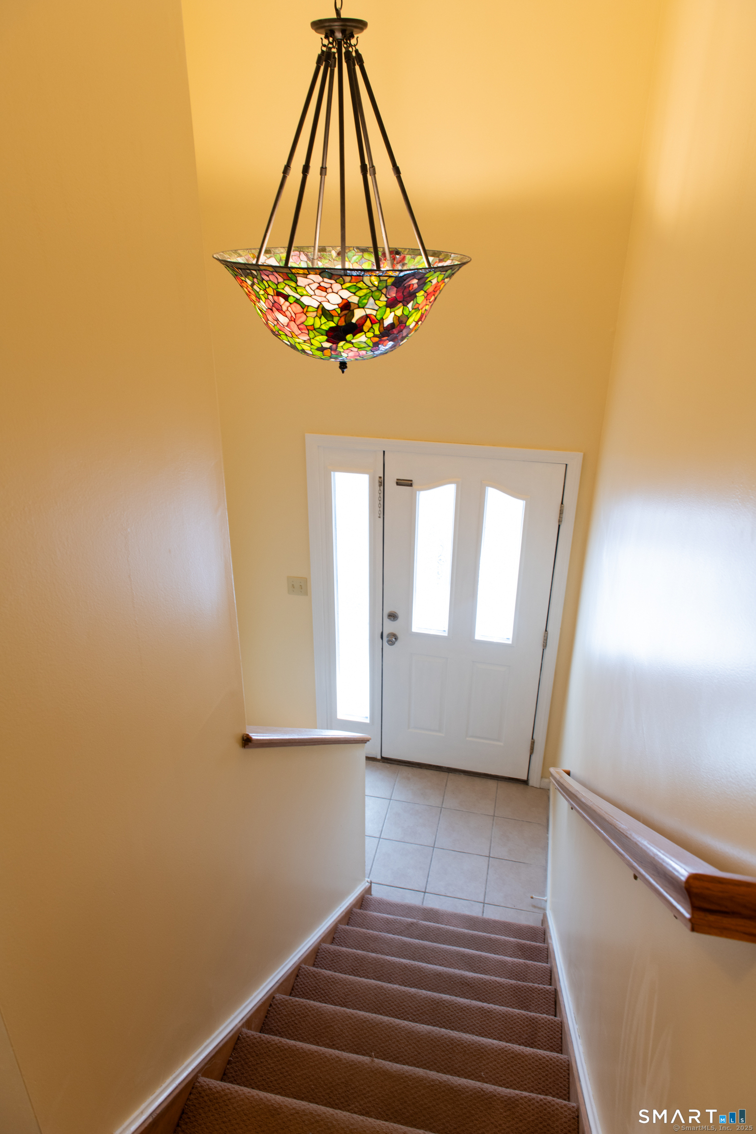 34 Center Avenue Property Photo 5