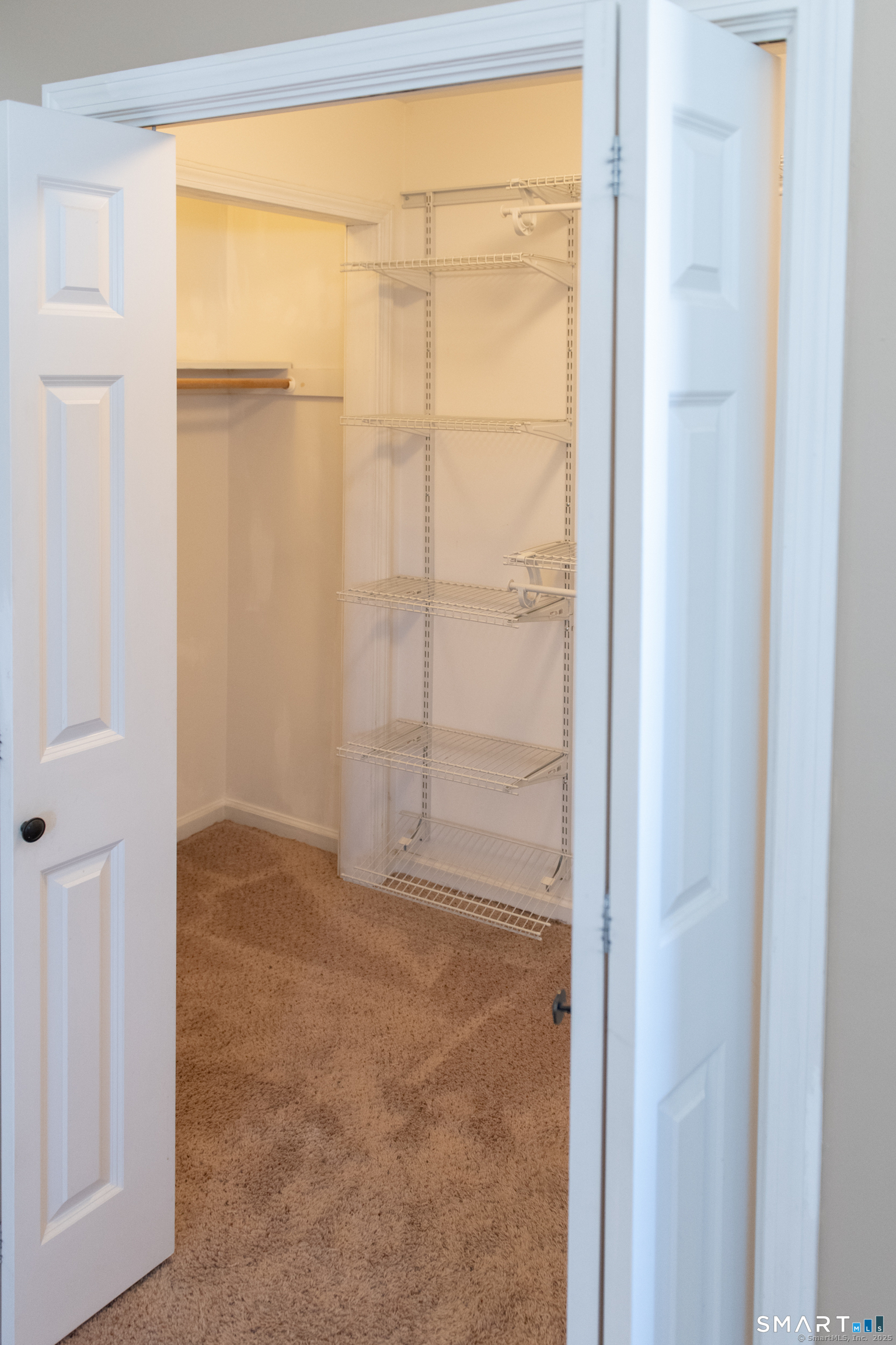 34 Center Avenue Property Photo 9
