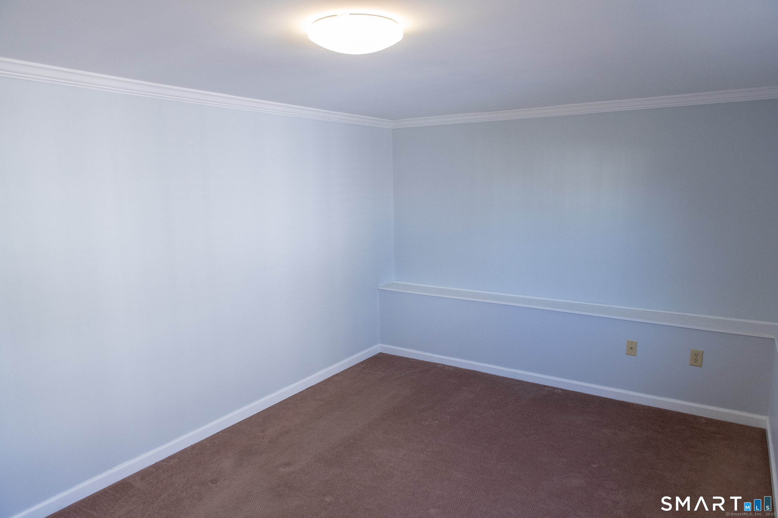 34 Center Avenue Property Photo 13