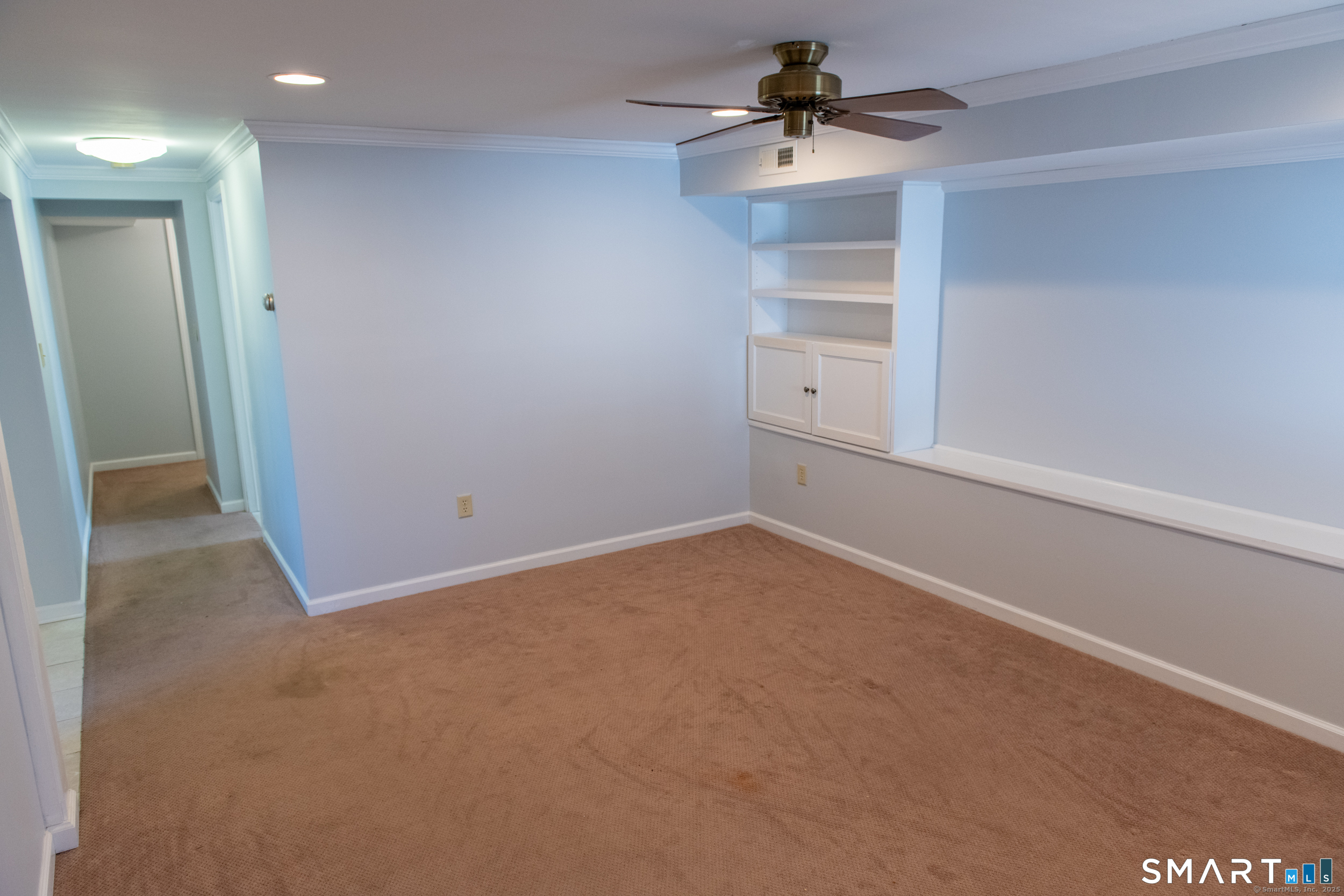 34 Center Avenue Property Photo 18