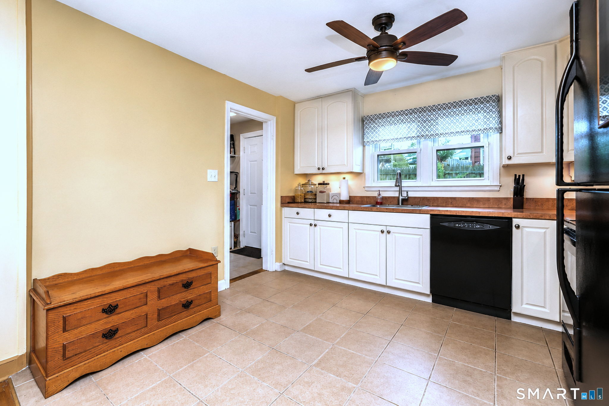 230 Highland Avenue Property Photo 18