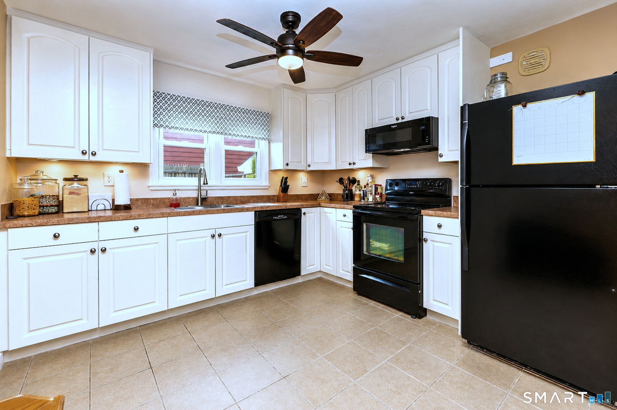 230 Highland Avenue Property Photo 20