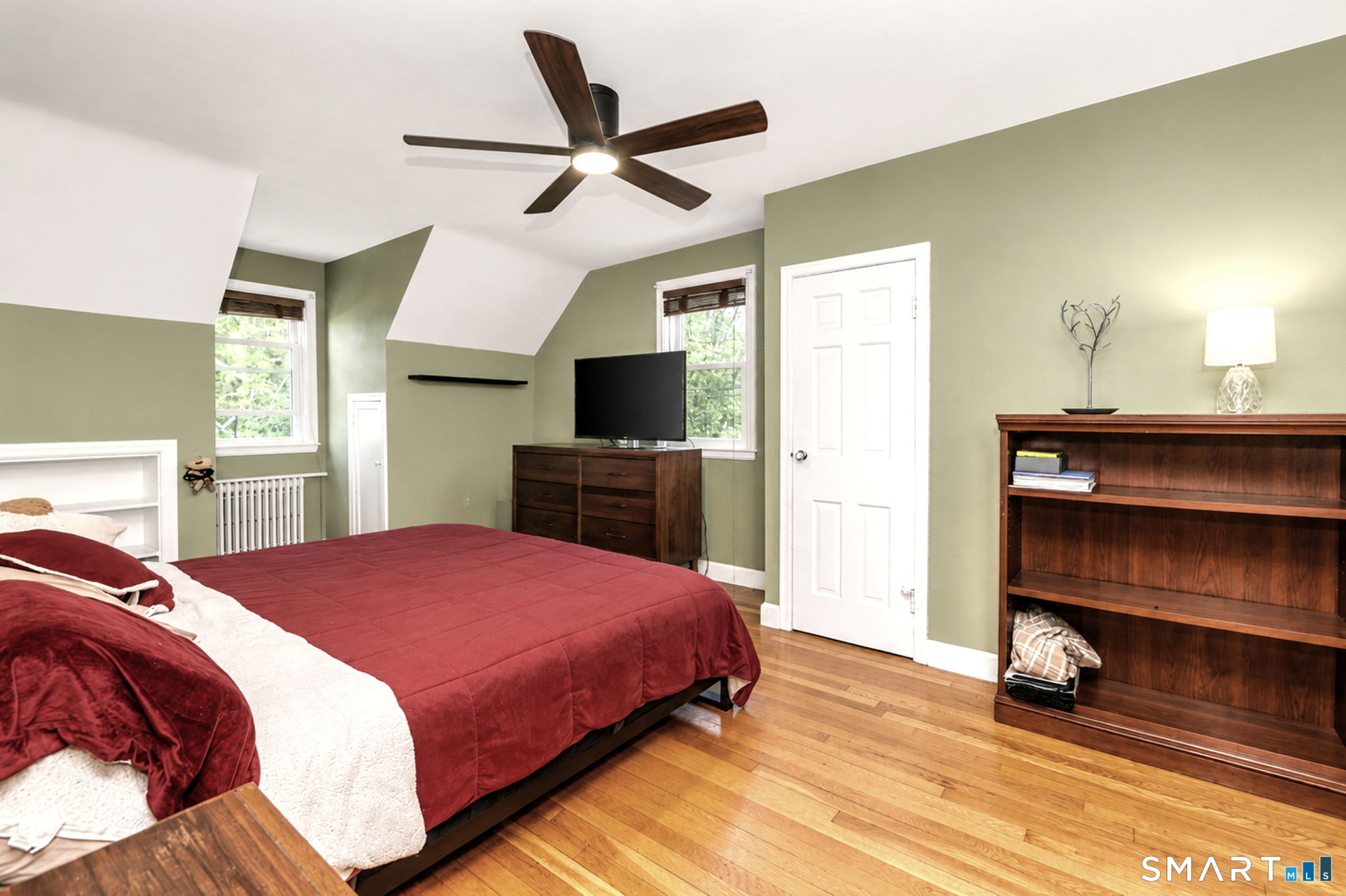 230 Highland Avenue Property Photo 32