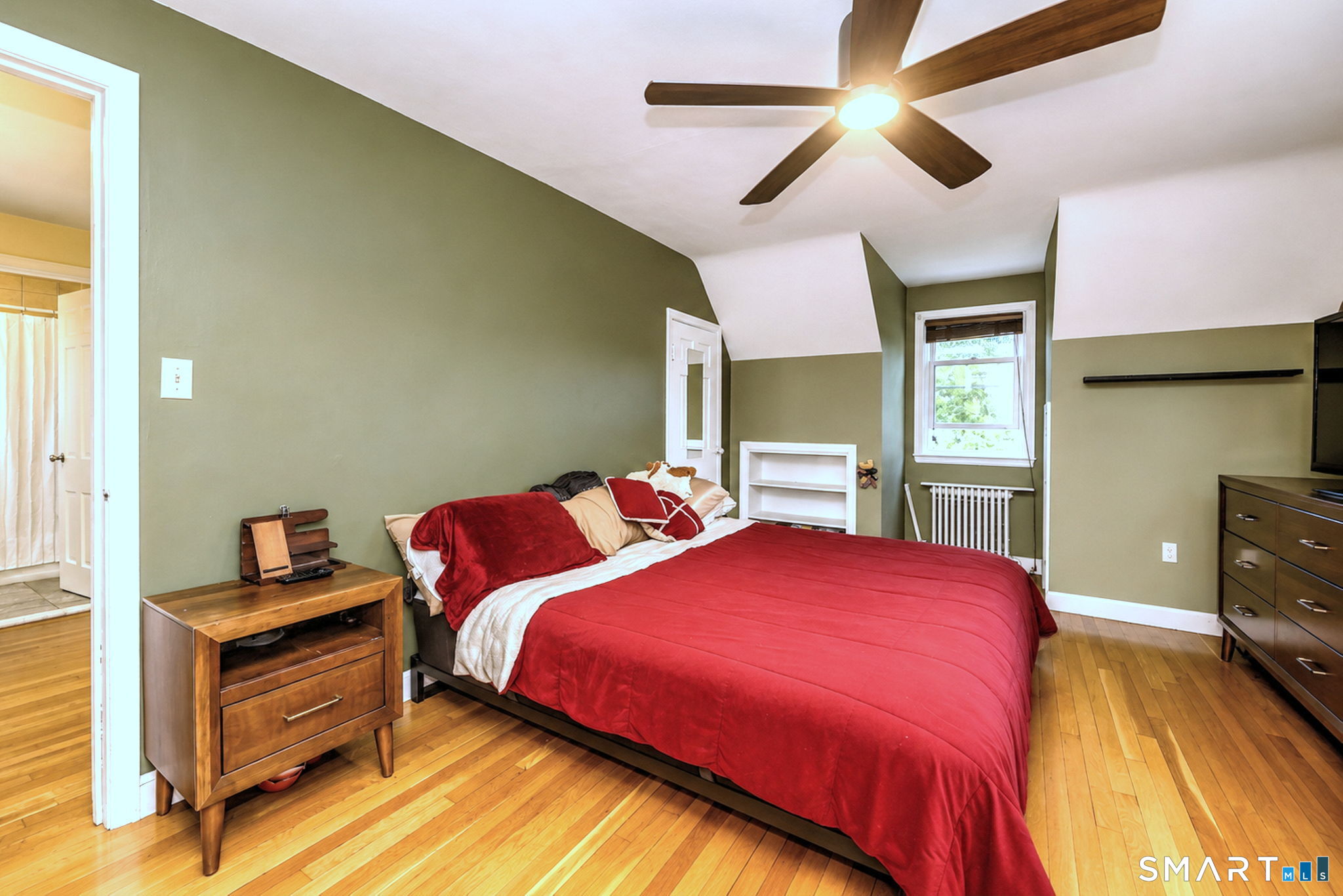 230 Highland Avenue Property Photo 33