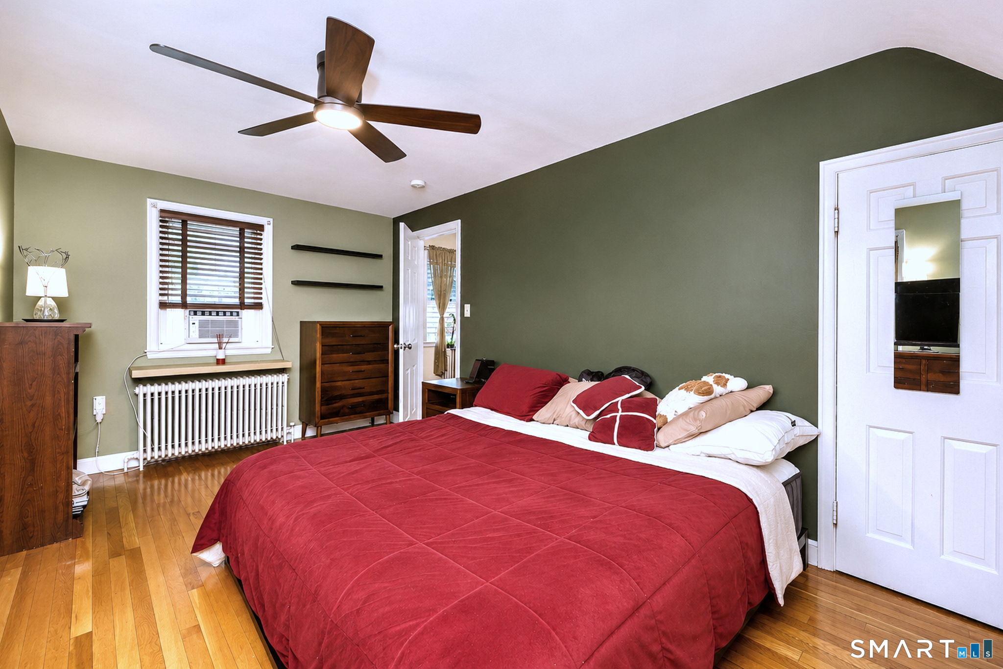 230 Highland Avenue Property Photo 34