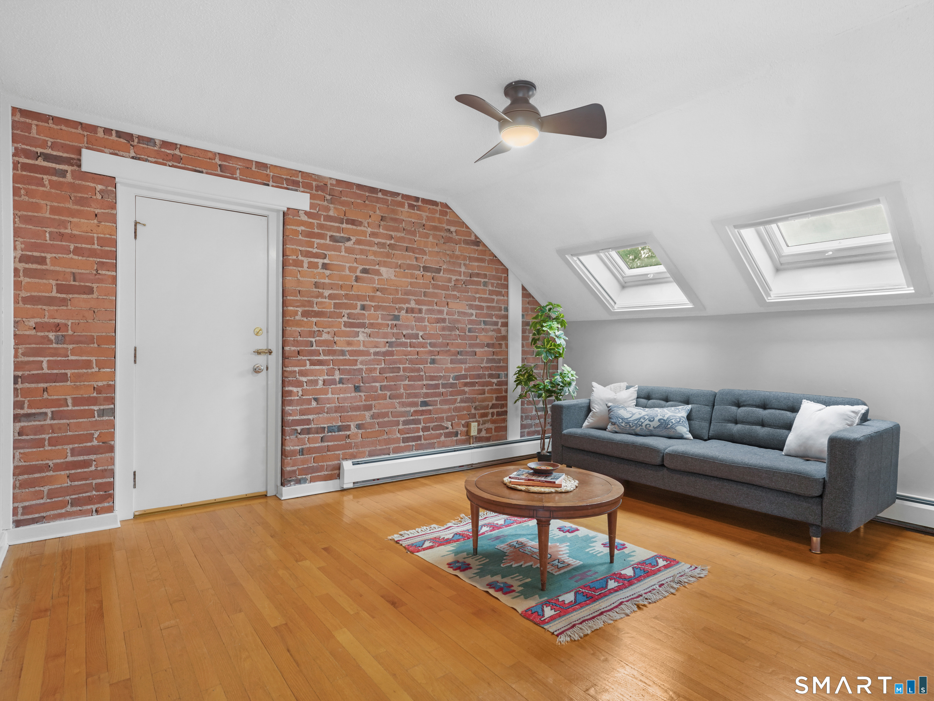 146 Everit E Street Property Photo 3