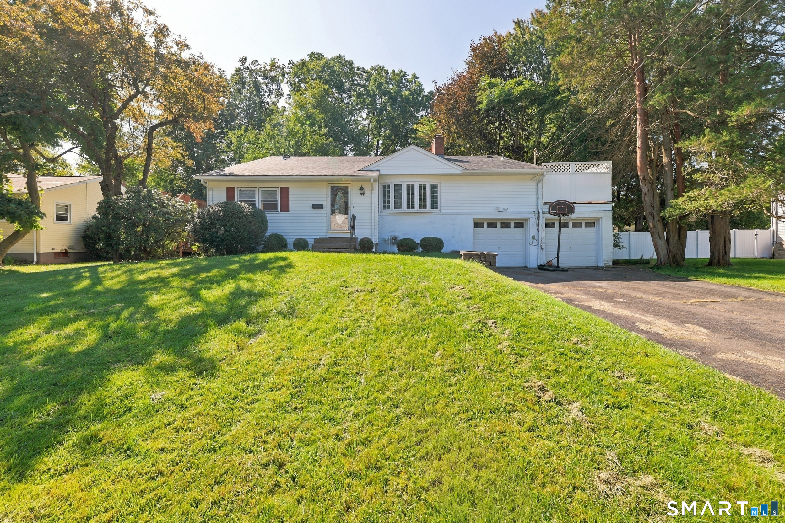 71 Hilldale Road Property Photo 1