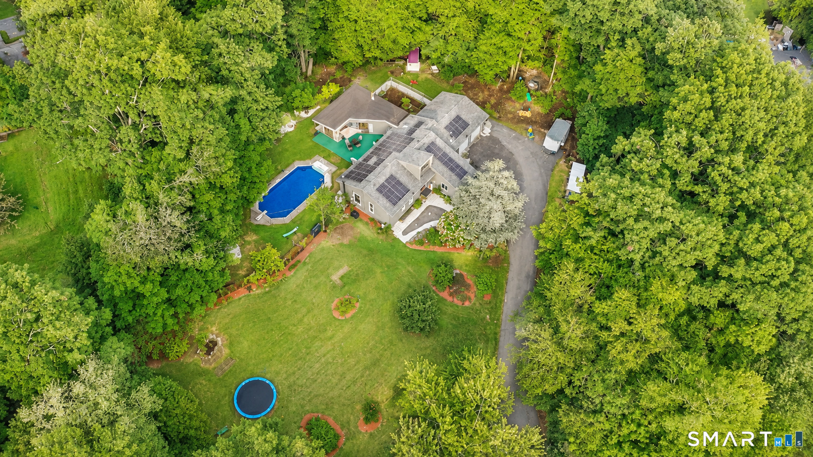 850 Litchfield Turnpike Property Photo 38
