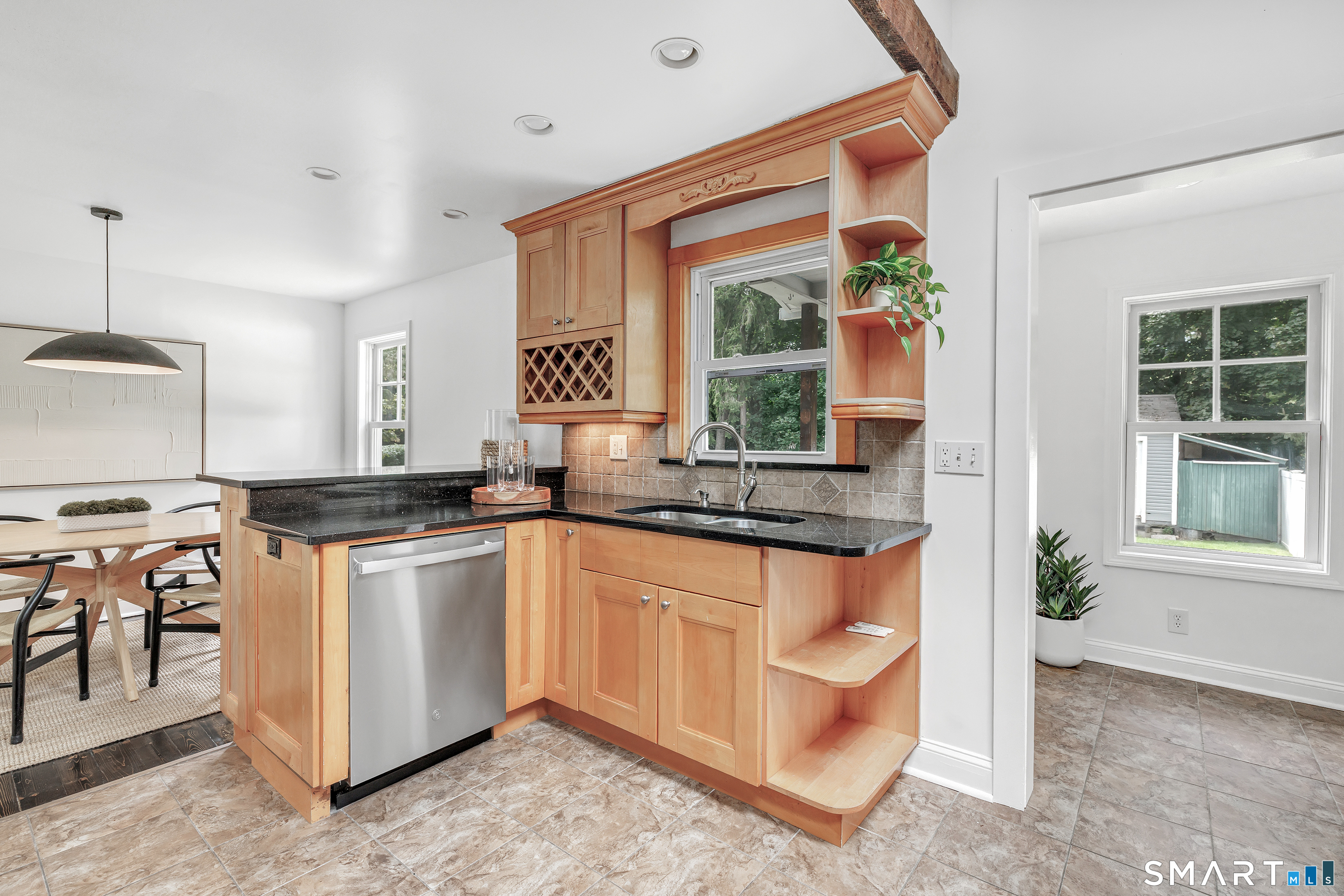 1 Maplewood Avenue Property Photo 4