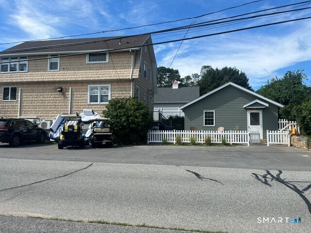 35 Nehantic Drive Property Photo 10