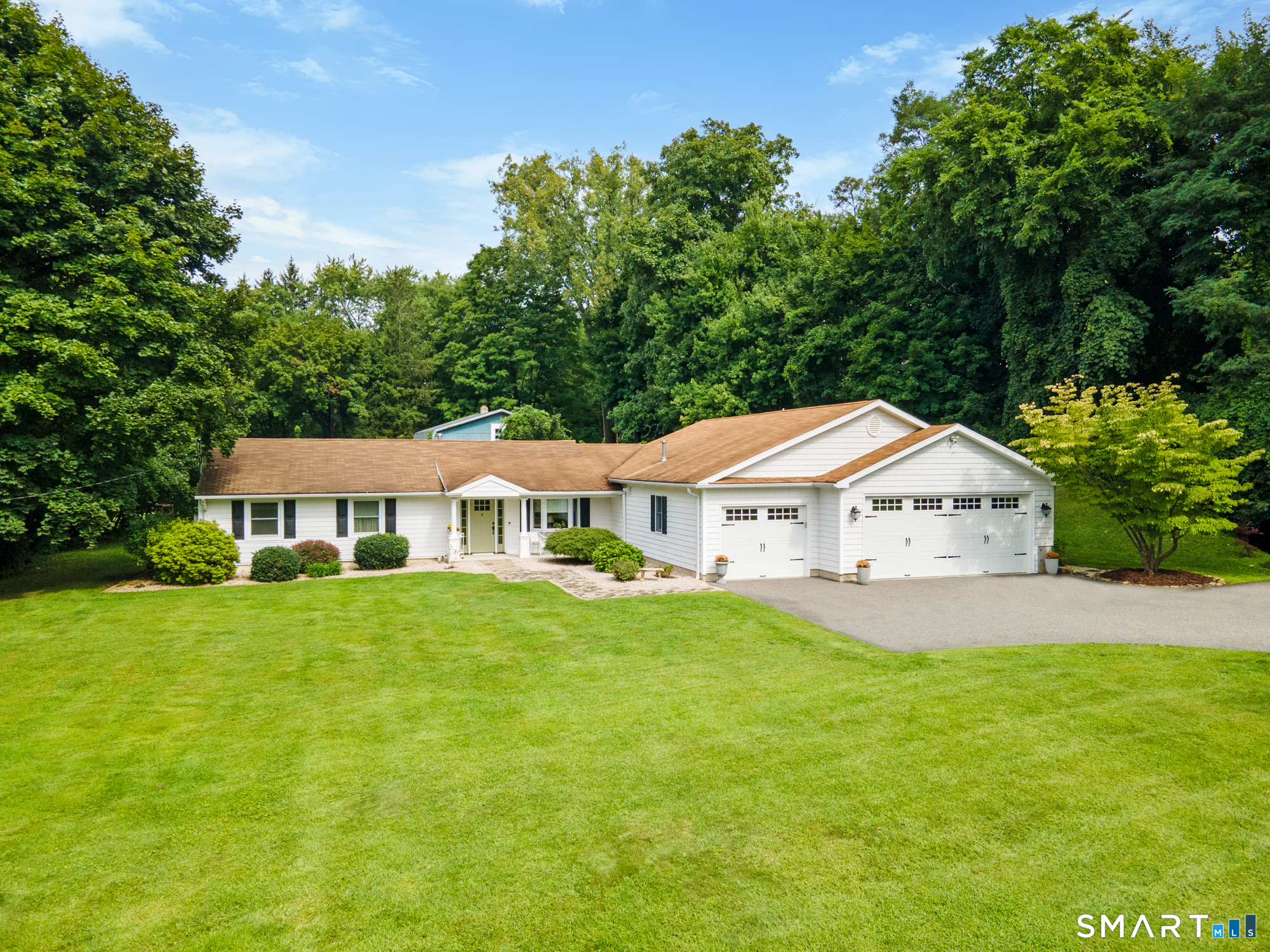 32 Hawley Road Property Photo 1