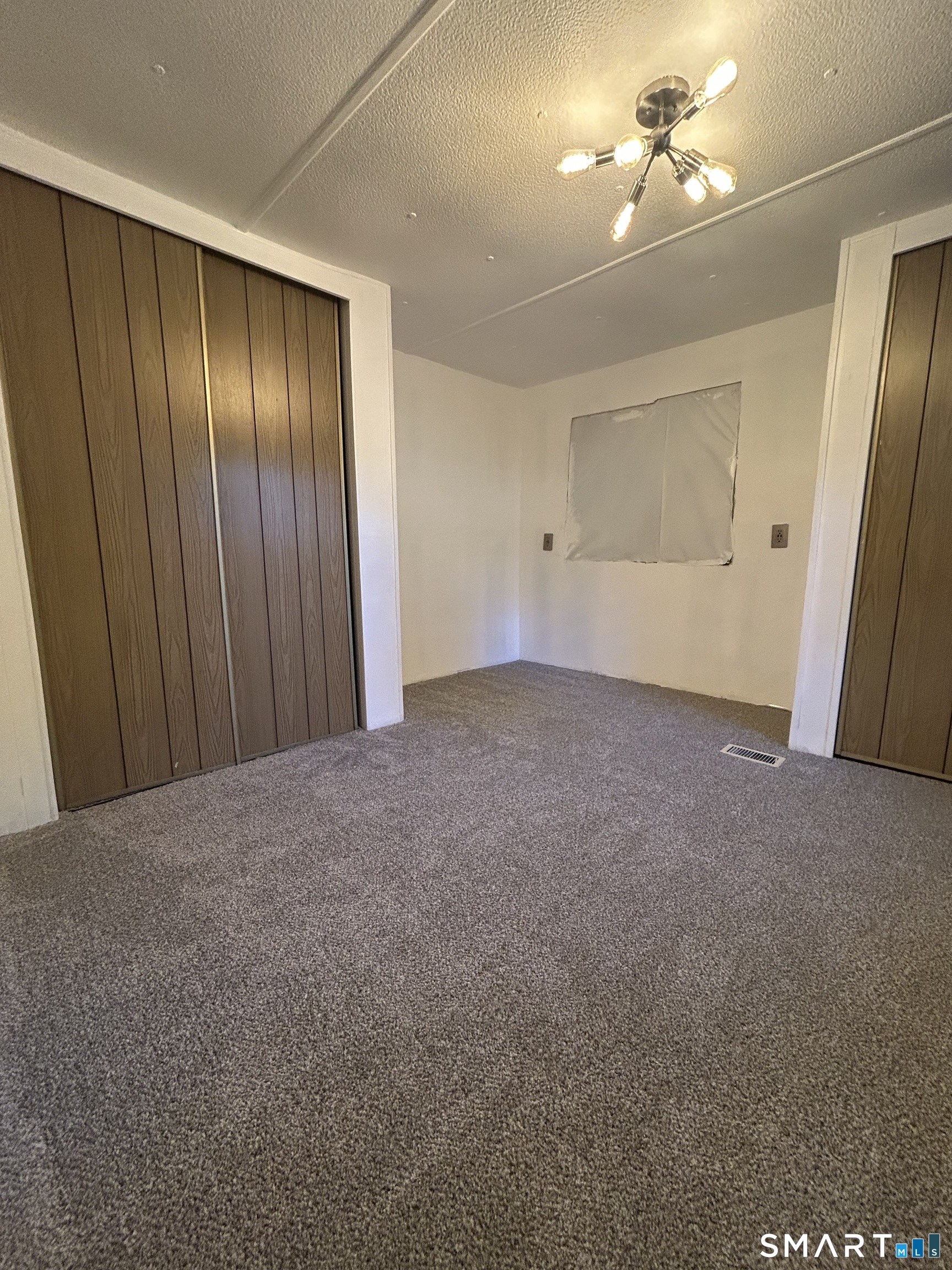 12 R And R Park Property Photo 10