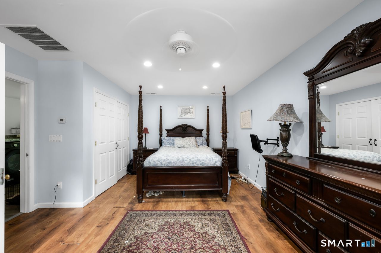 65 Main South Street Property Photo 14