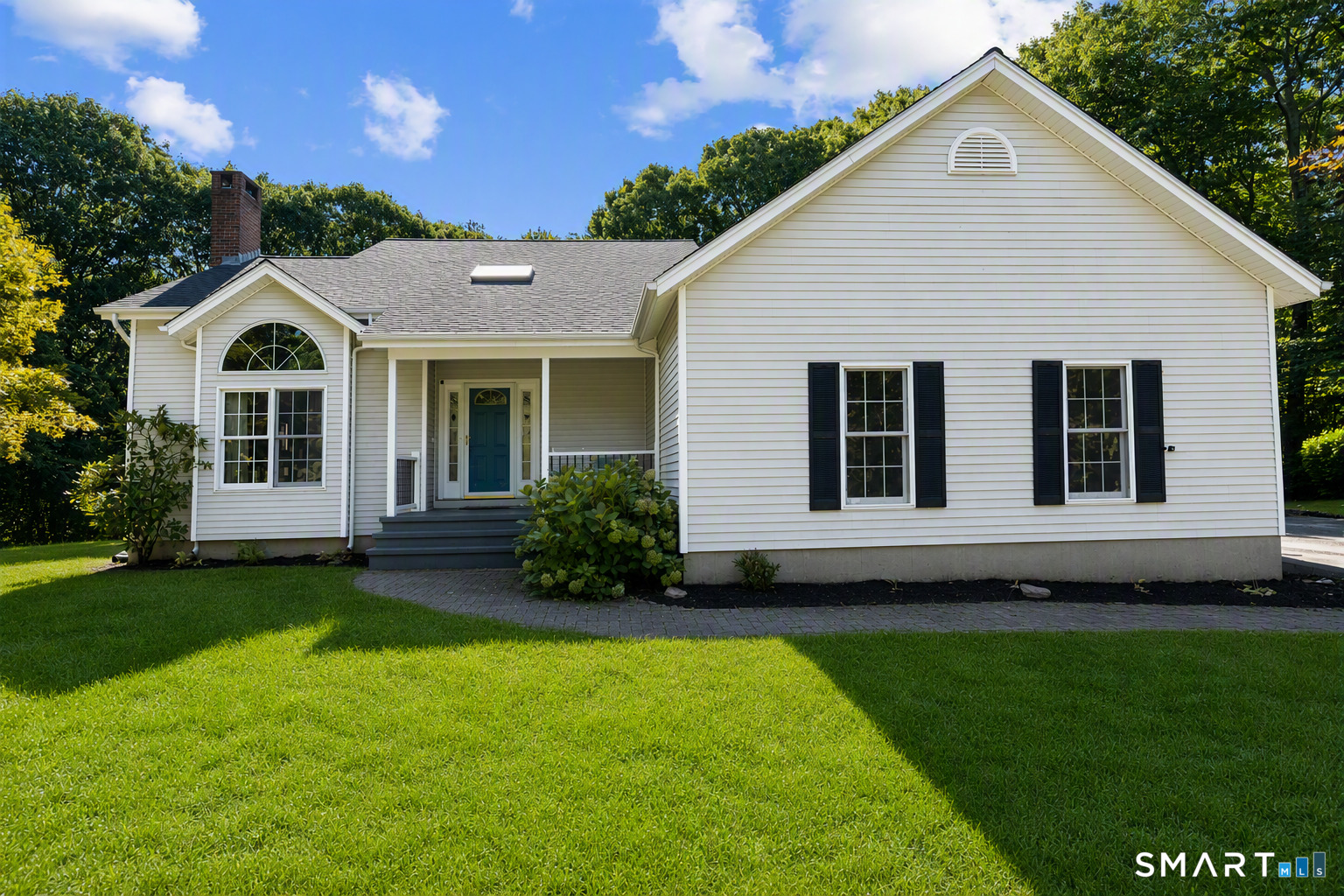 30 Holley Lane Property Photo 1