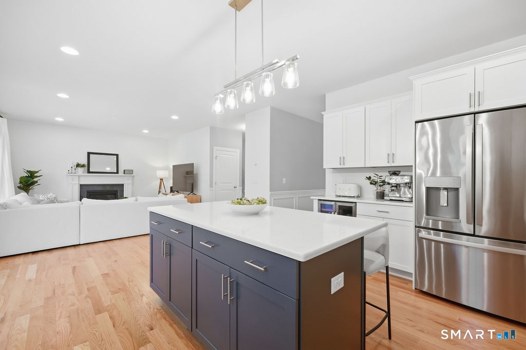 21 Wolf Hill Road Property Photo 6